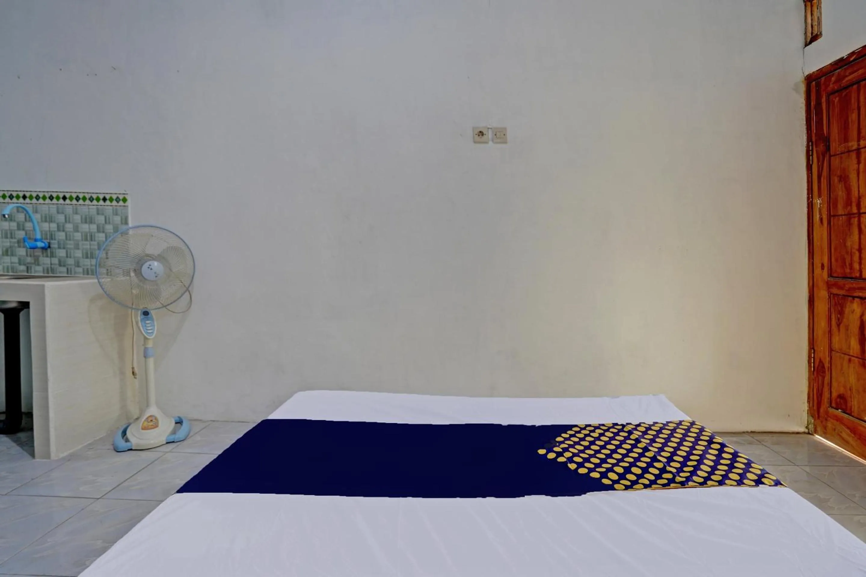 Bedroom, Bed in Hotel O Surya Indah Homestay Syariah