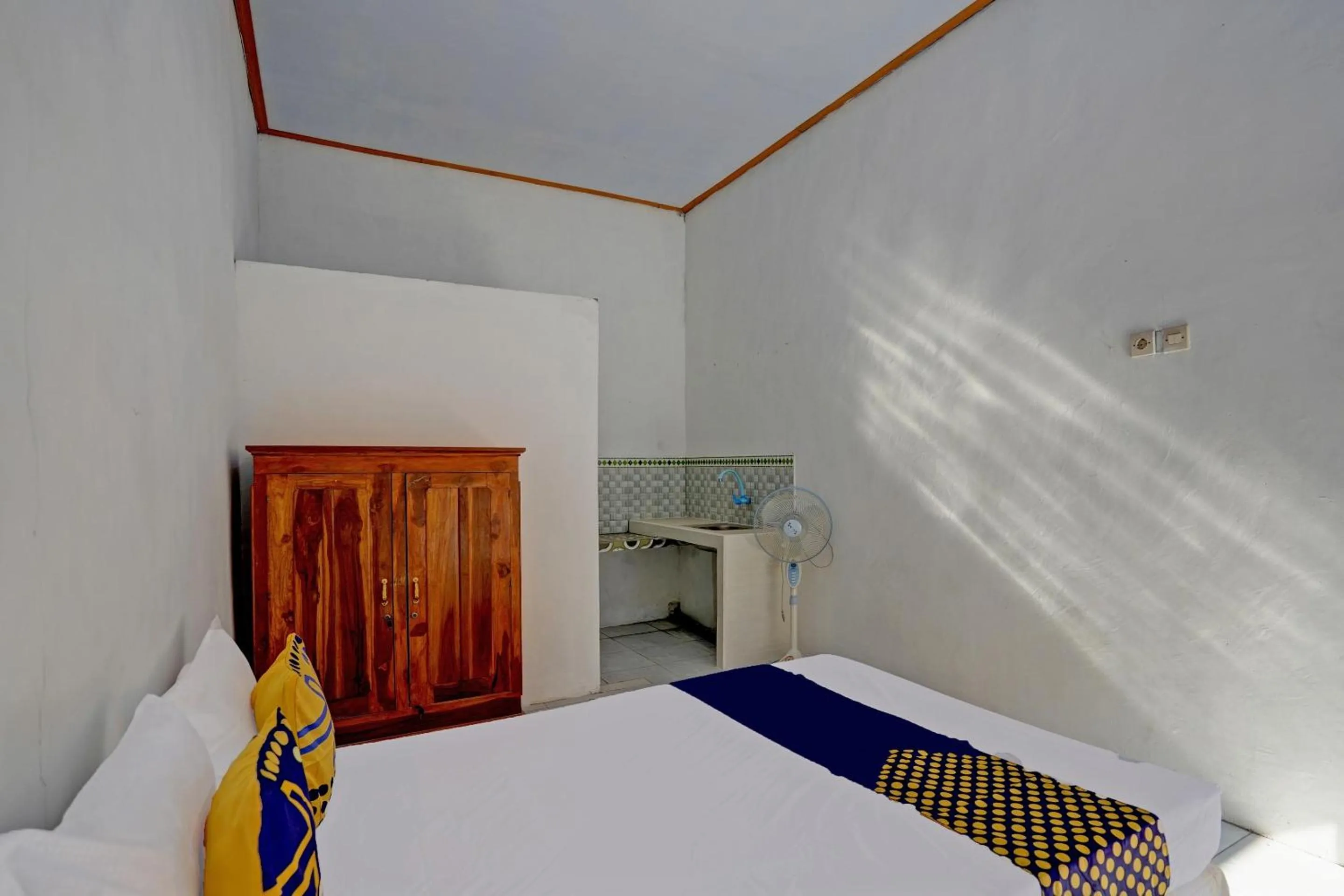 Bedroom, Bed in Hotel O Surya Indah Homestay Syariah