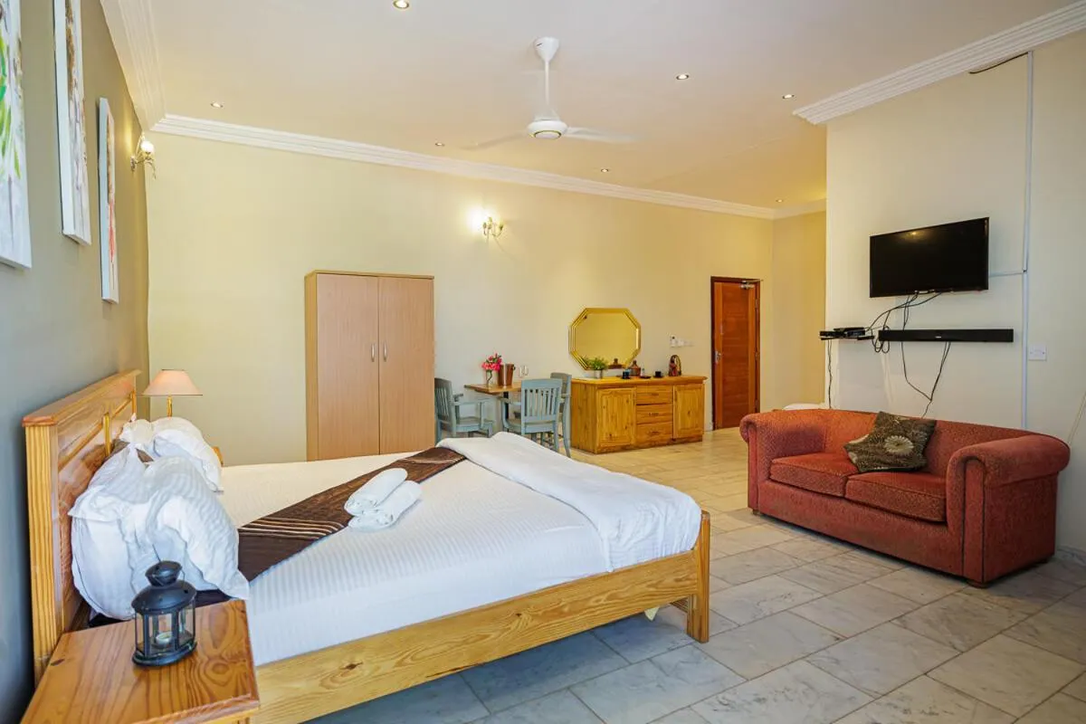 Photo of the whole room, Bed in Ocean Villa Heights