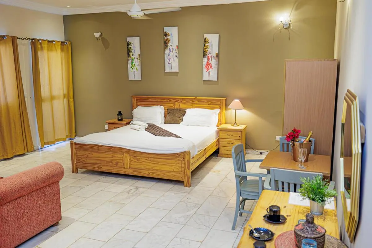 Bed in Ocean Villa Heights