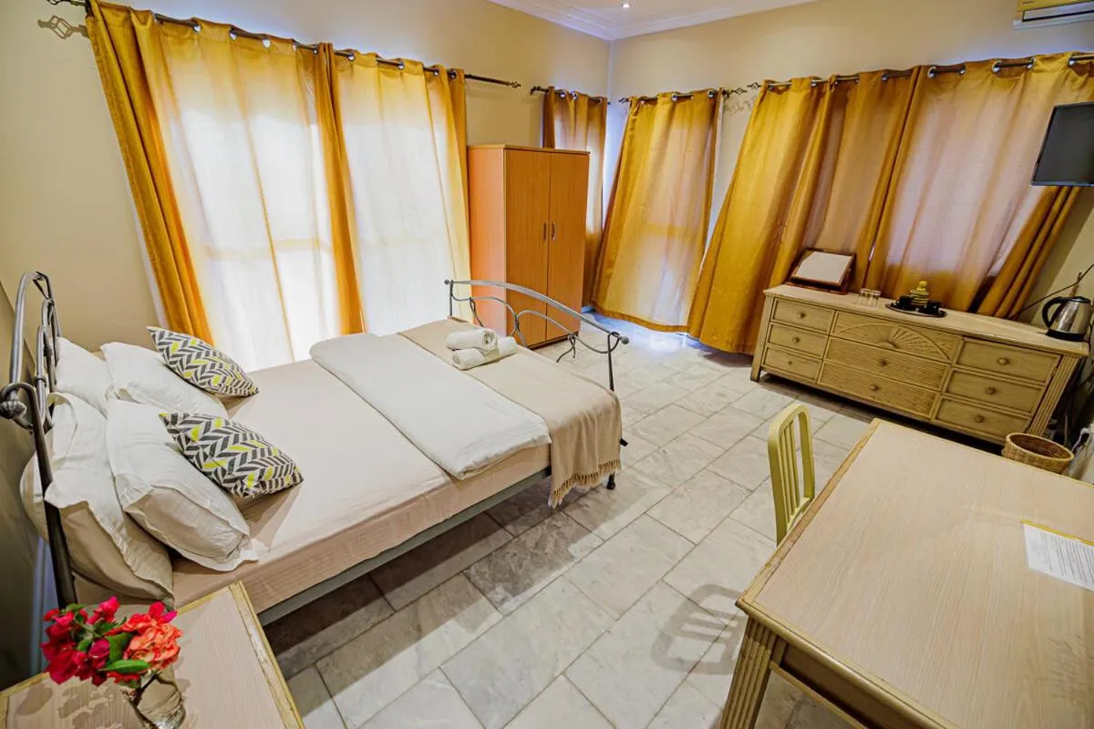 Bedroom, Bed in Ocean Villa Heights