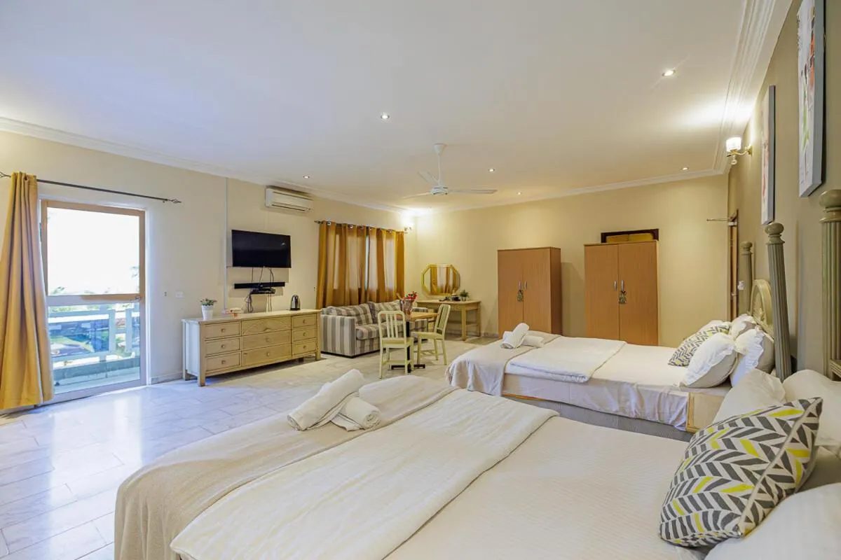 Photo of the whole room, Bed in Ocean Villa Heights