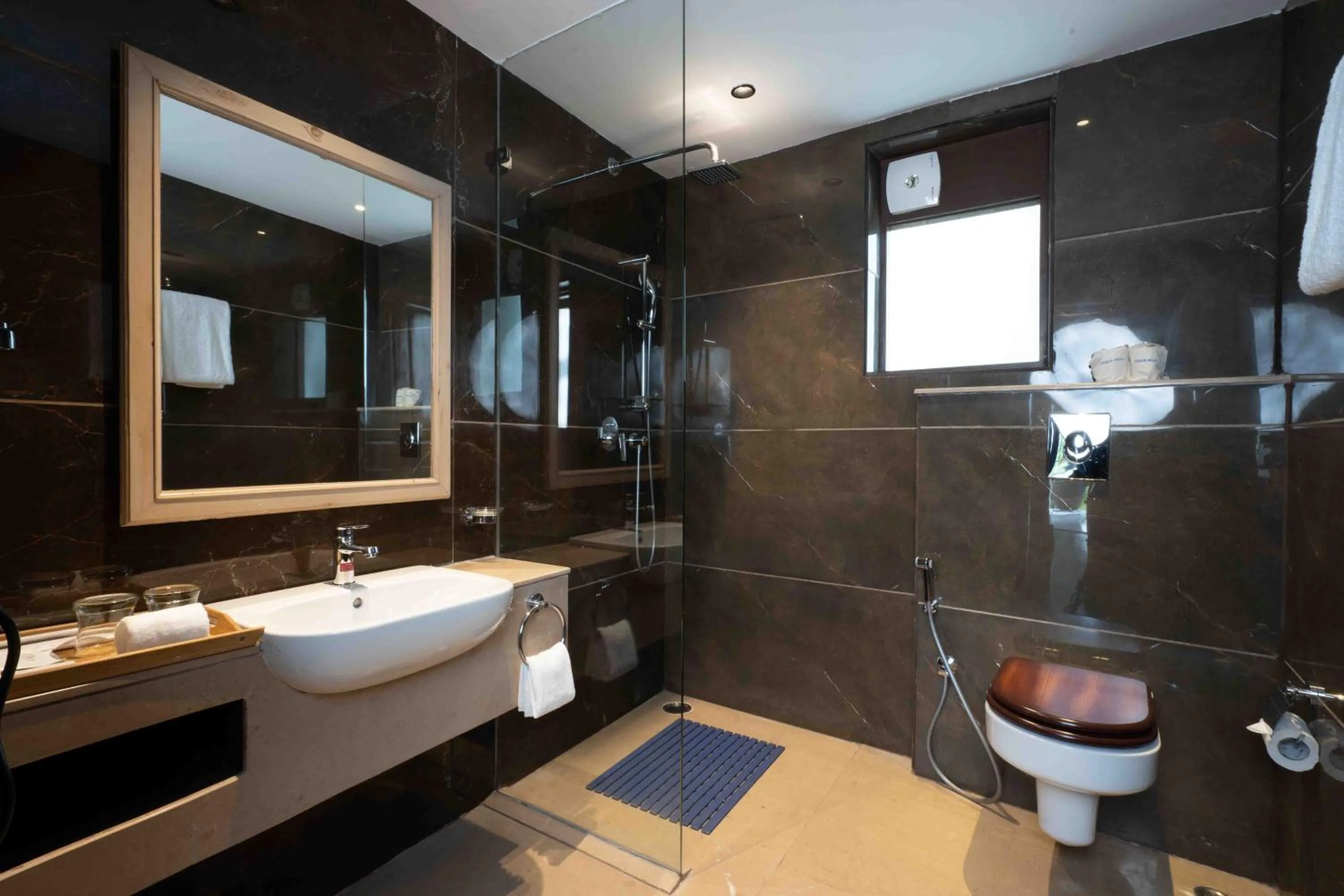 Toilet in Brij Anayra Dharamshala - A Himalayan Luxury Retreat