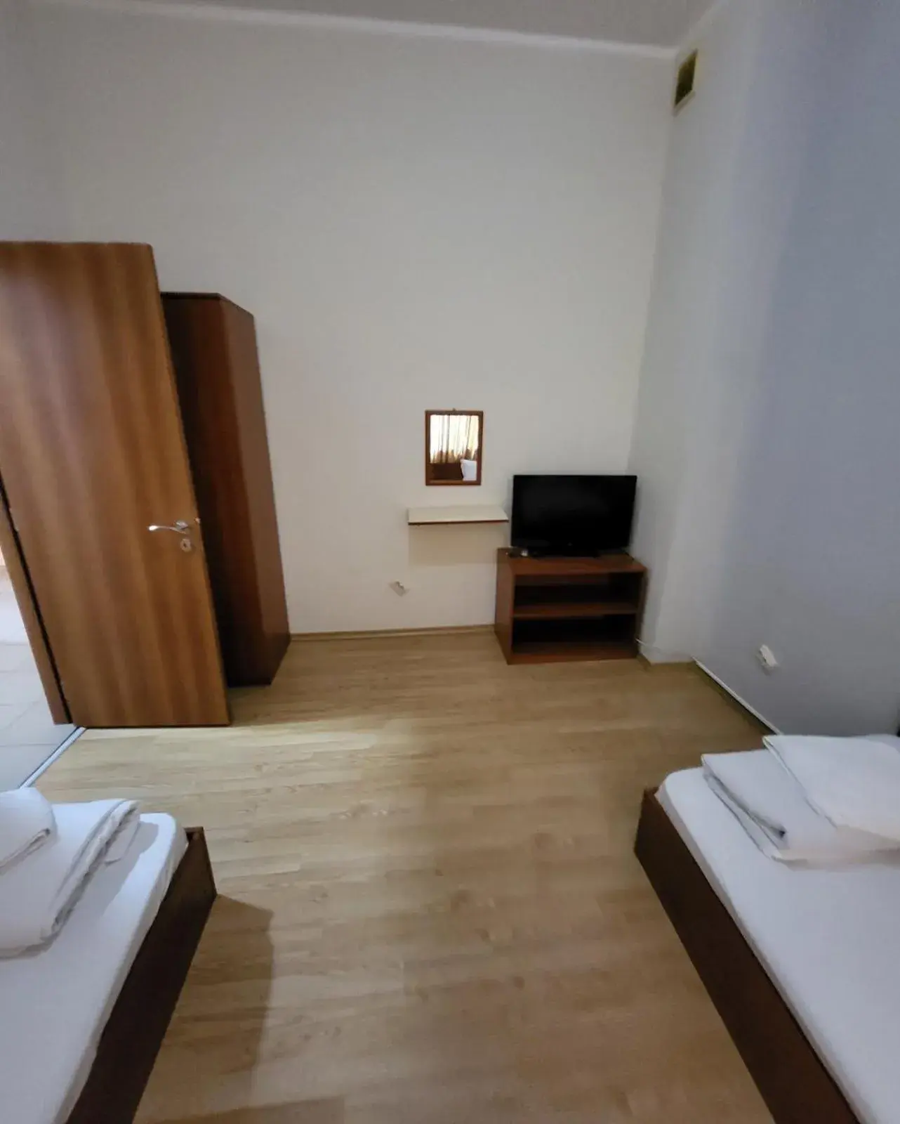 Large Twin Room in Provans famili hotel Large Twin Room in Provans famili hotel