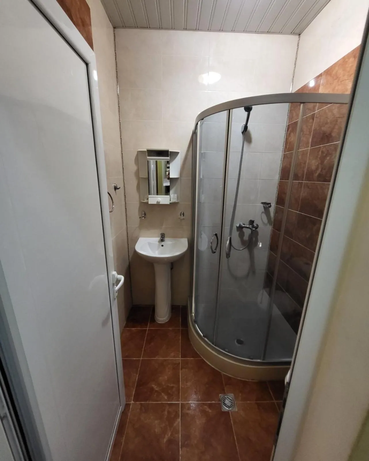 Shower in Provans famili hotel