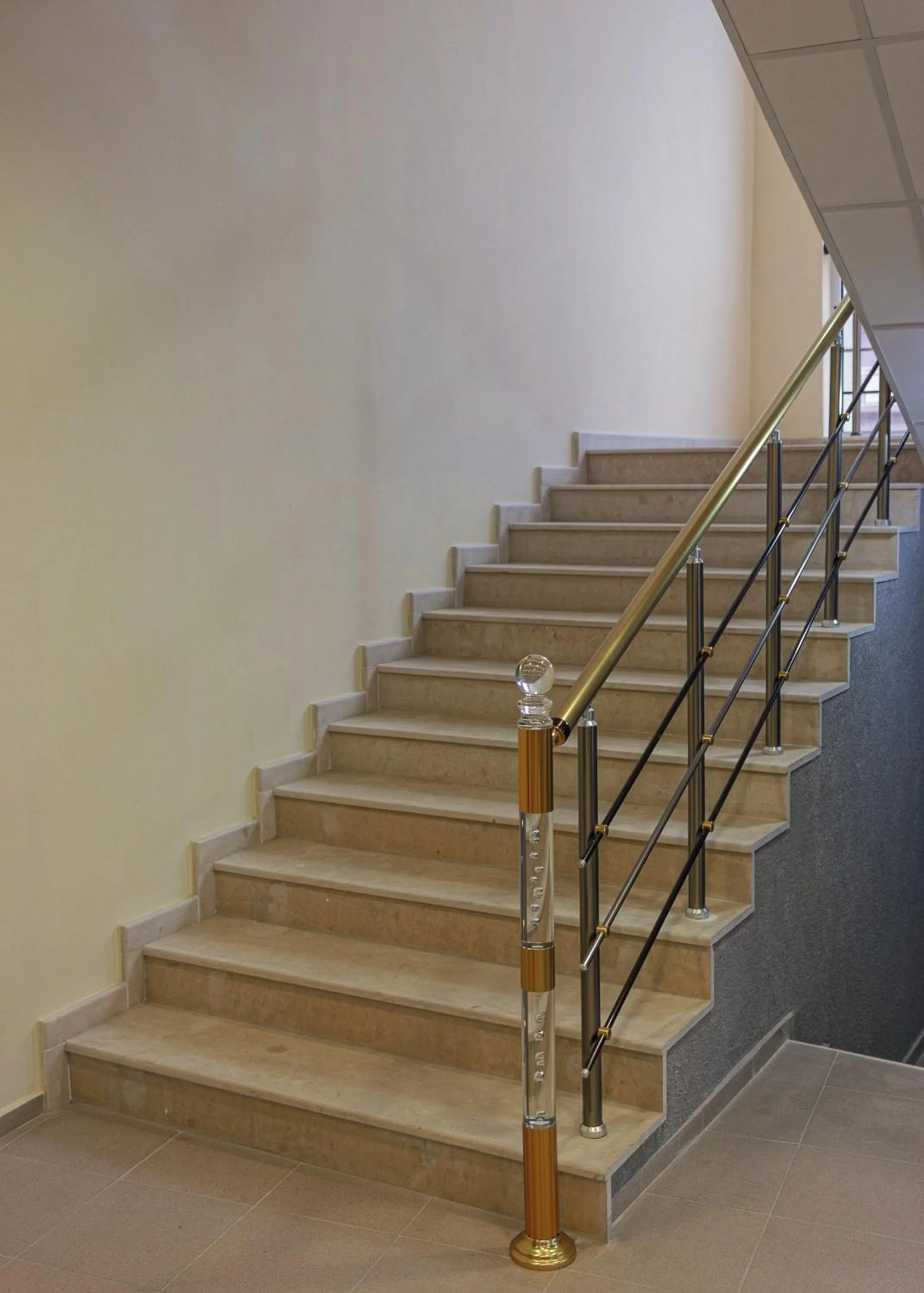 Property building in Provans famili hotel