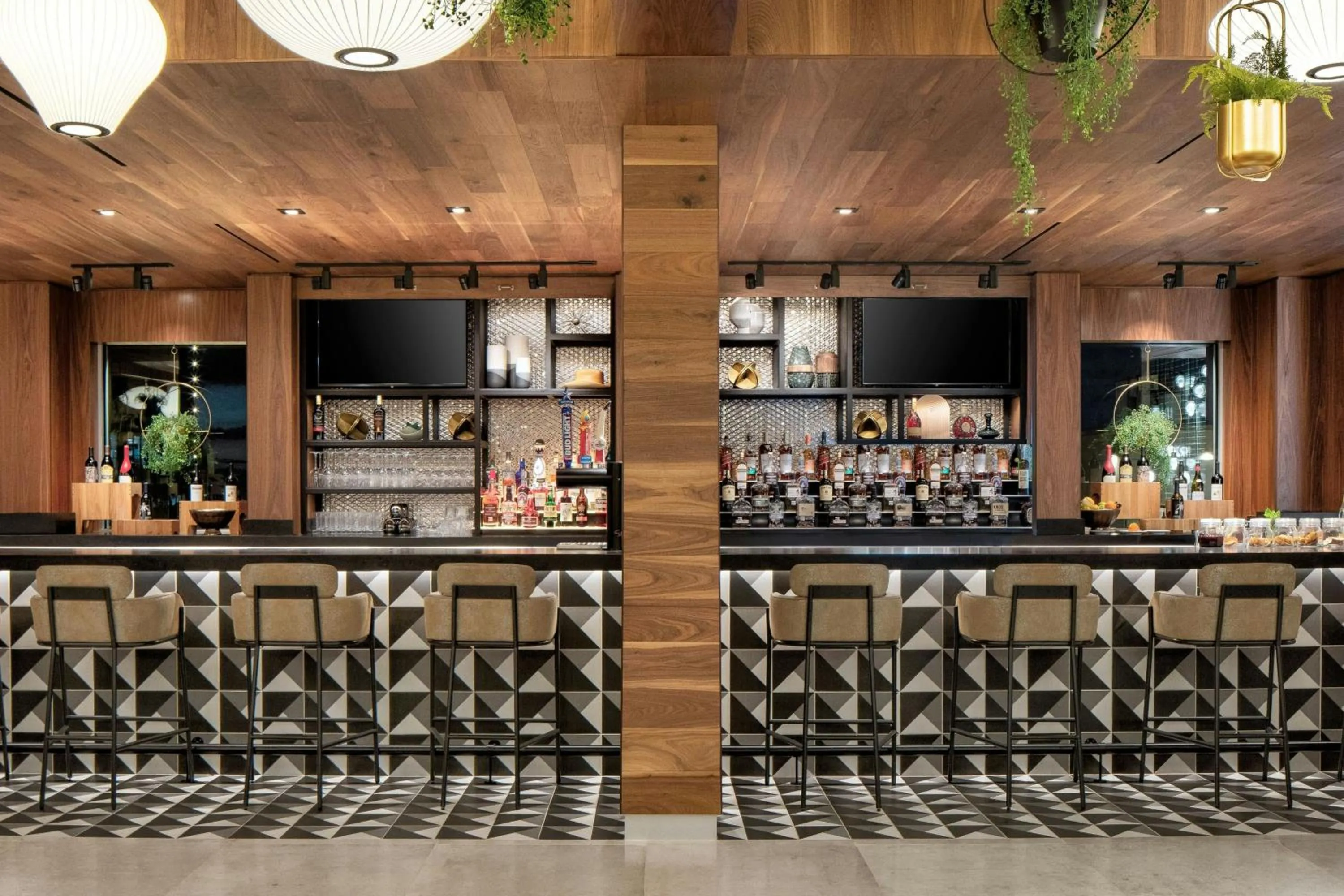 Lounge or bar in Le Meridien Fort Worth Downtown