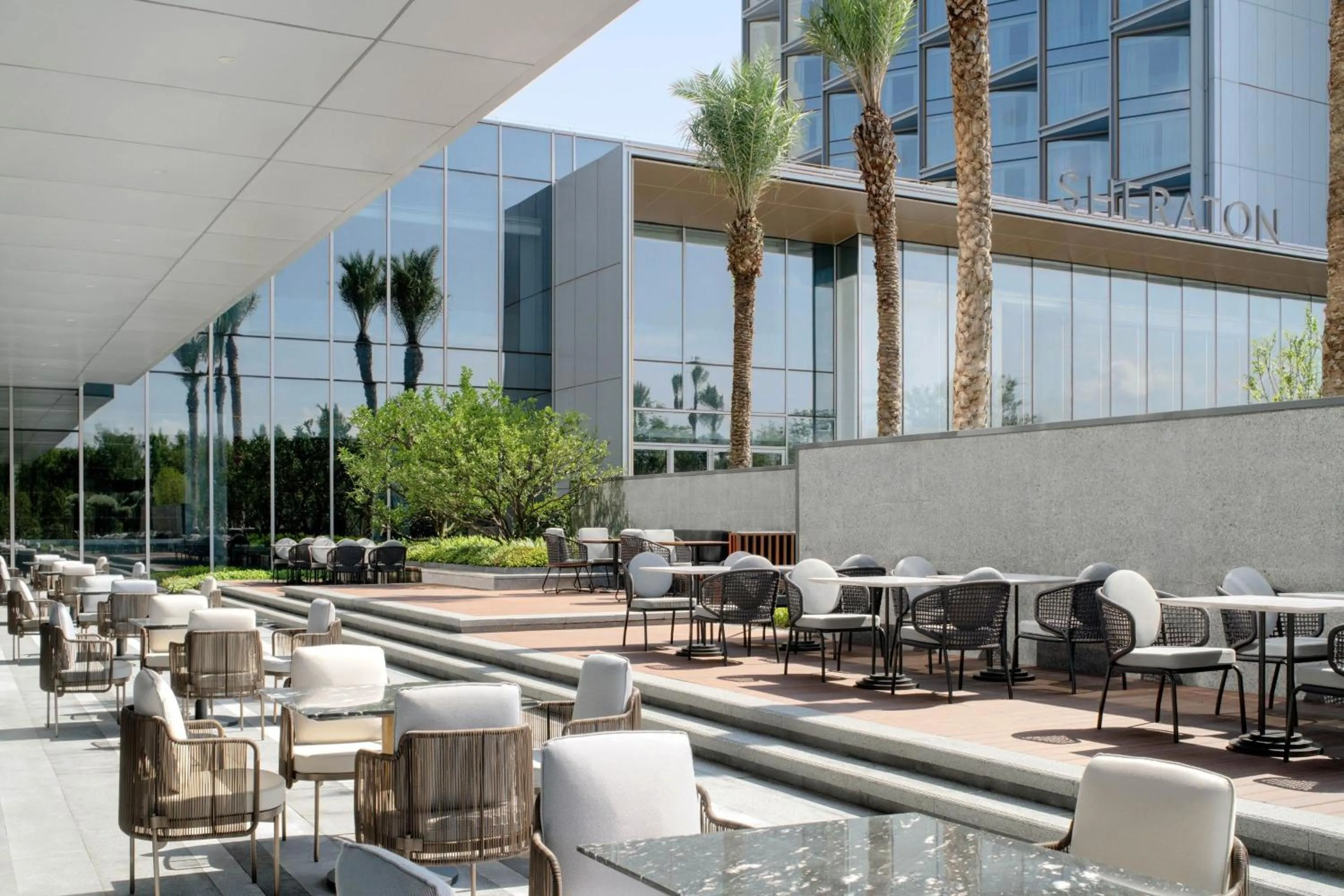 Restaurant/places to eat in Sheraton Taizhou