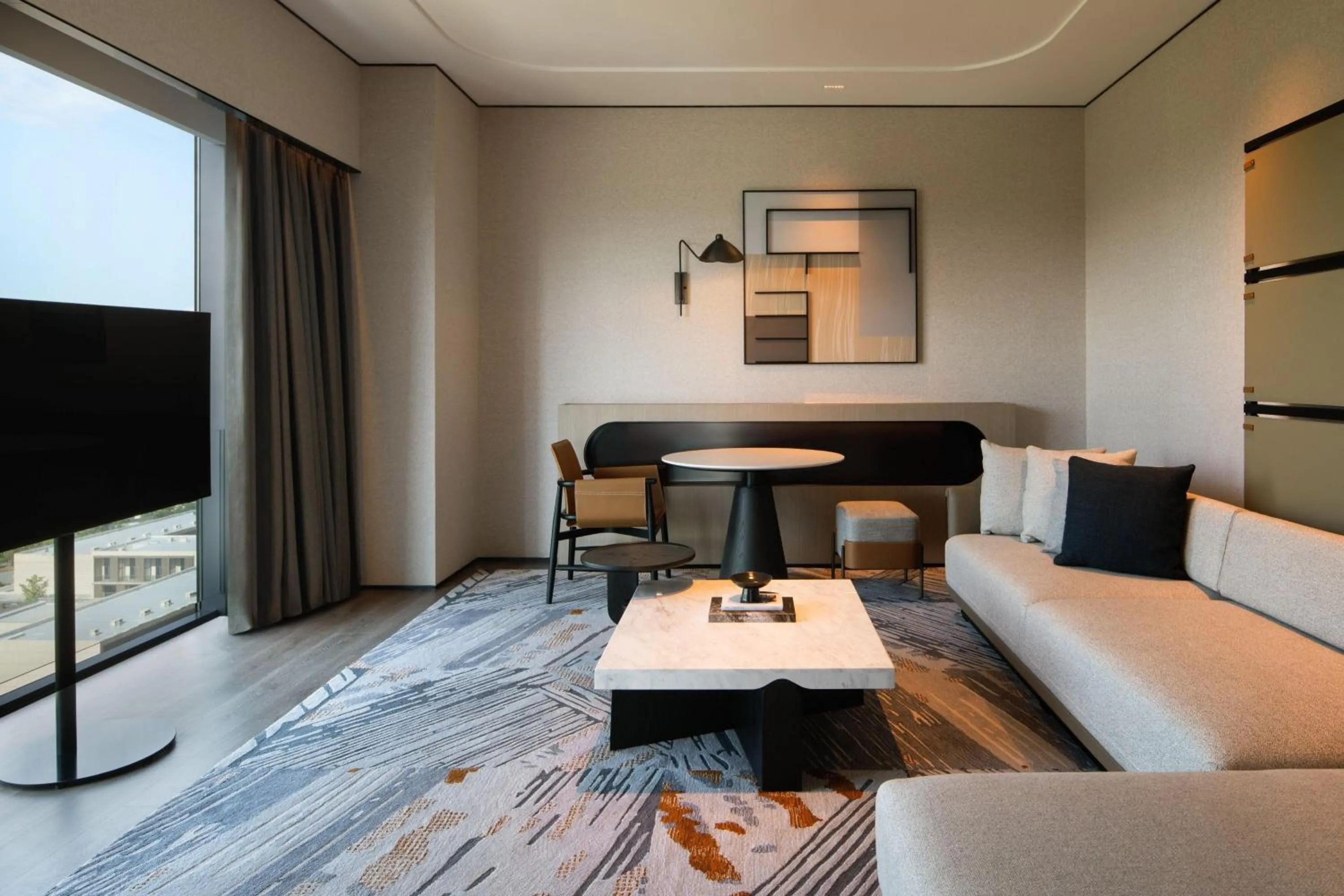 Living room, Bed in Sheraton Taizhou