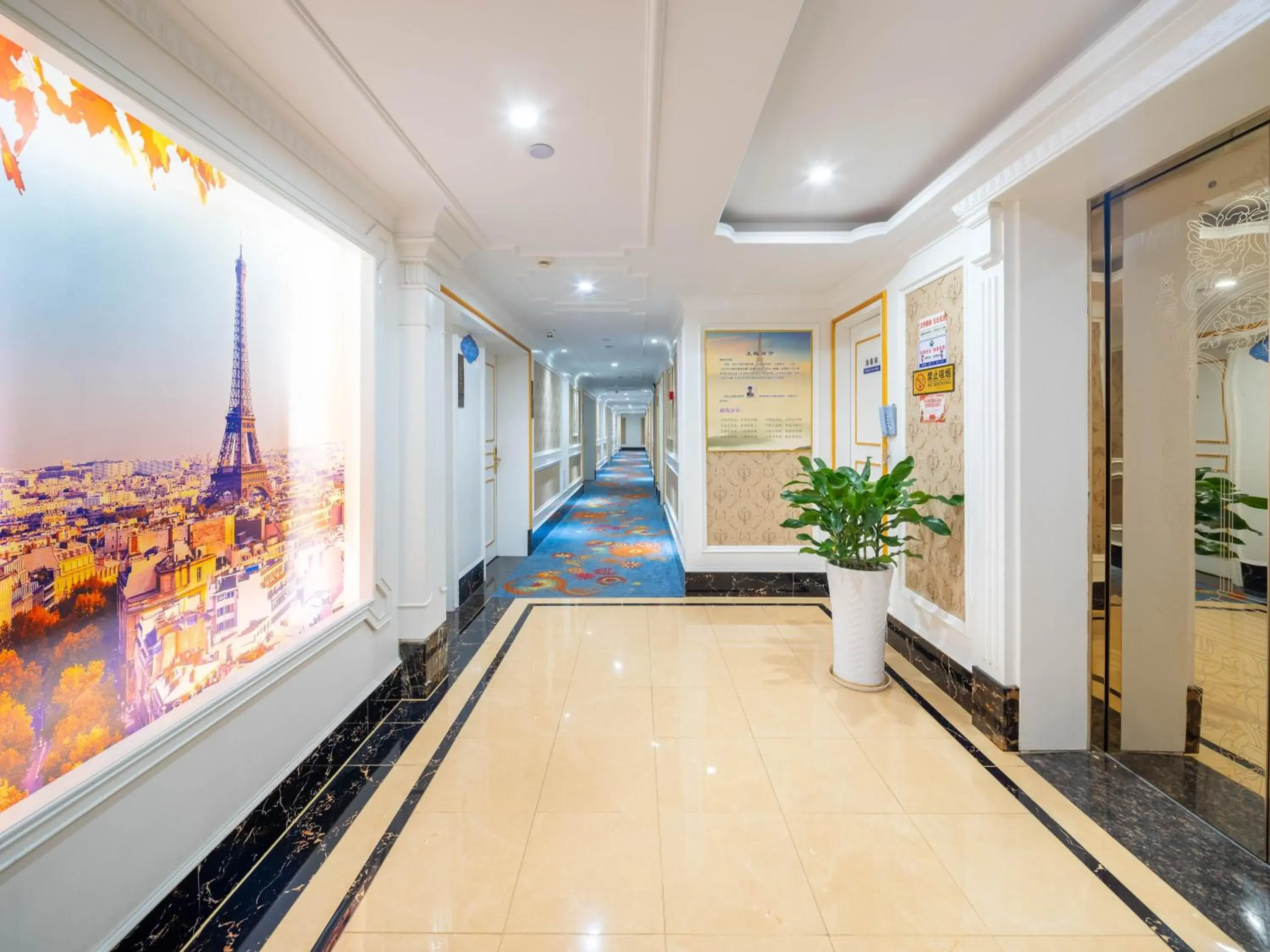 Property building in Yiwu Defeng Hotel Property building in Yiwu Defeng Hotel