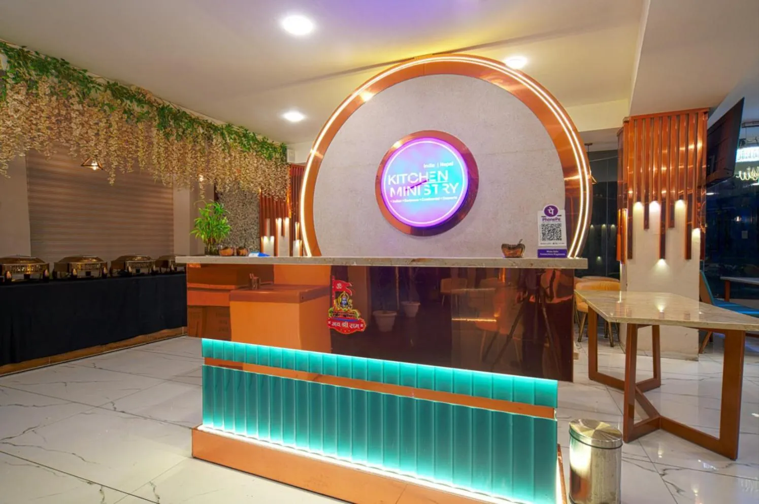 Restaurant/places to eat in The Grand Tara