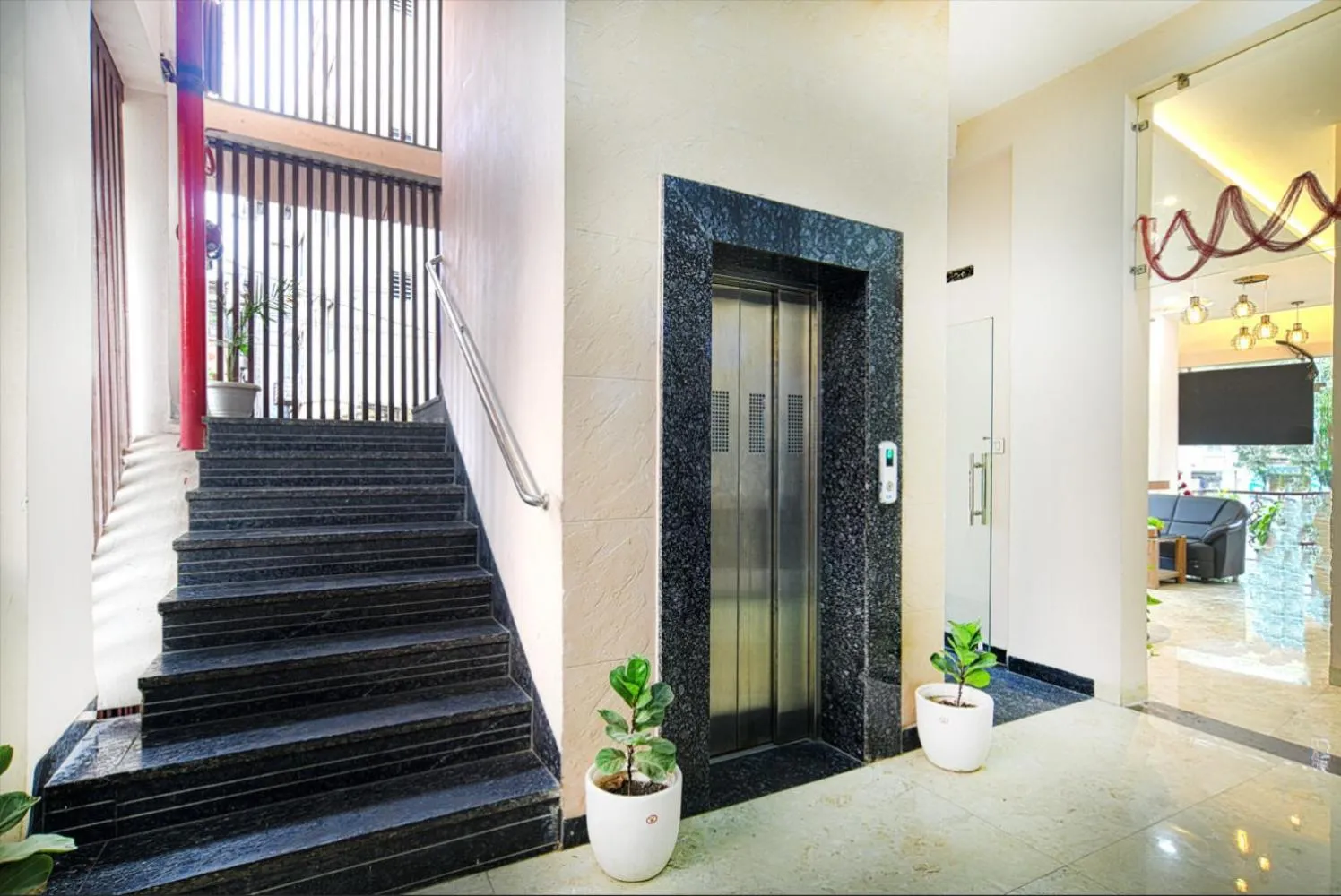 elevator in The Grand Tara