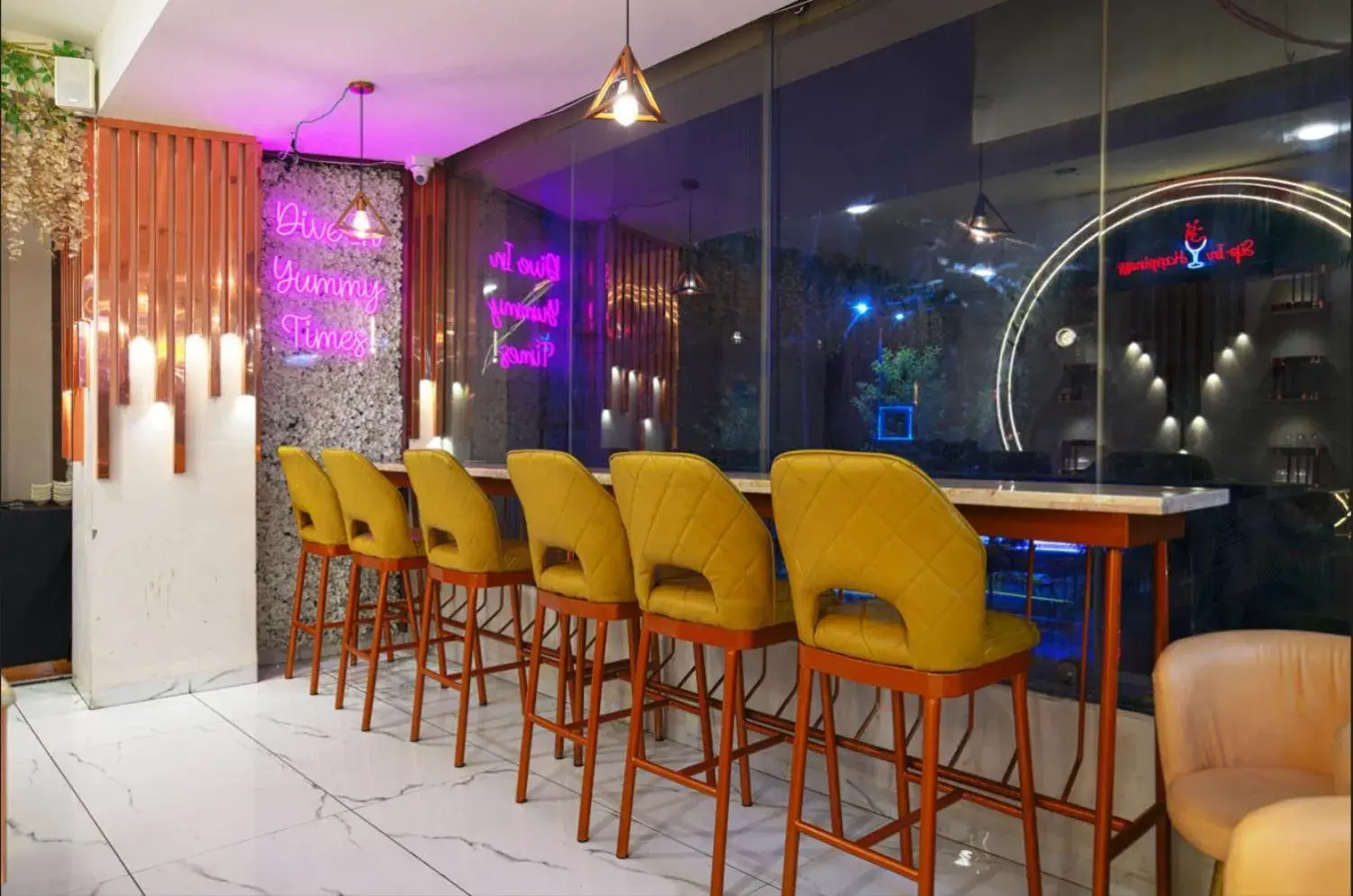 Restaurant/places to eat in The Grand Tara Restaurant/places to eat in The Grand Tara