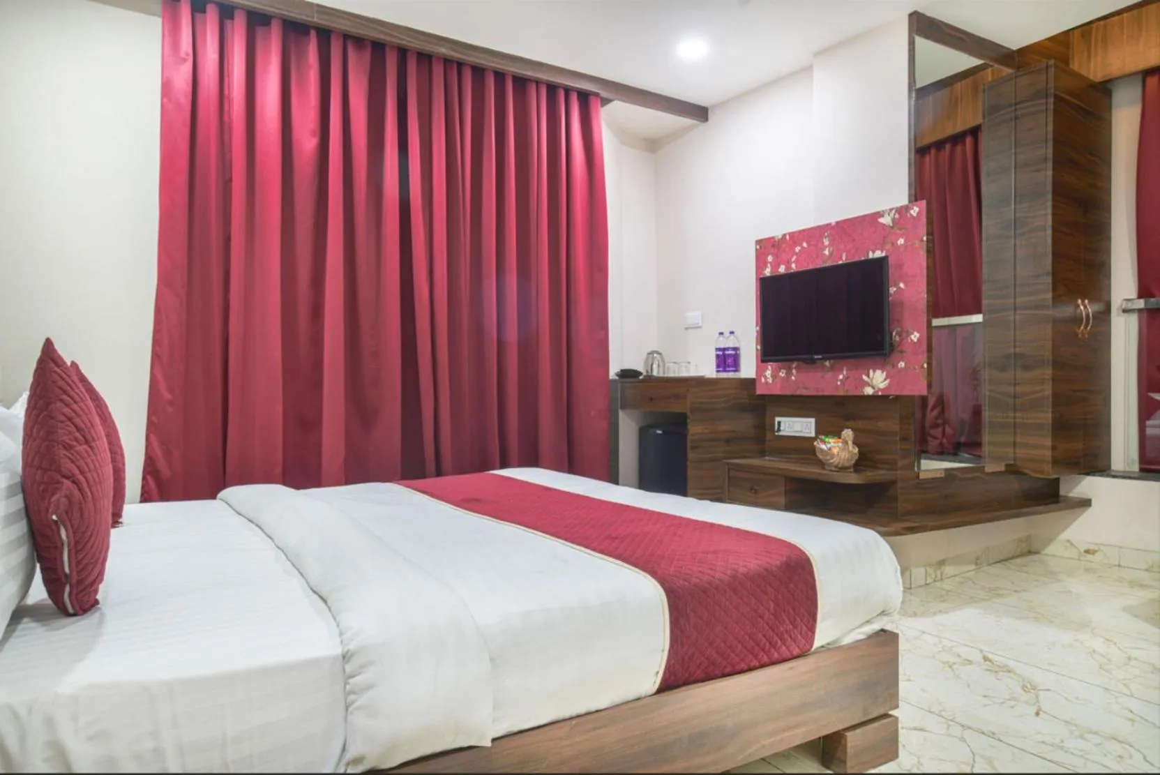 Bedroom, Bed in The Grand Tara