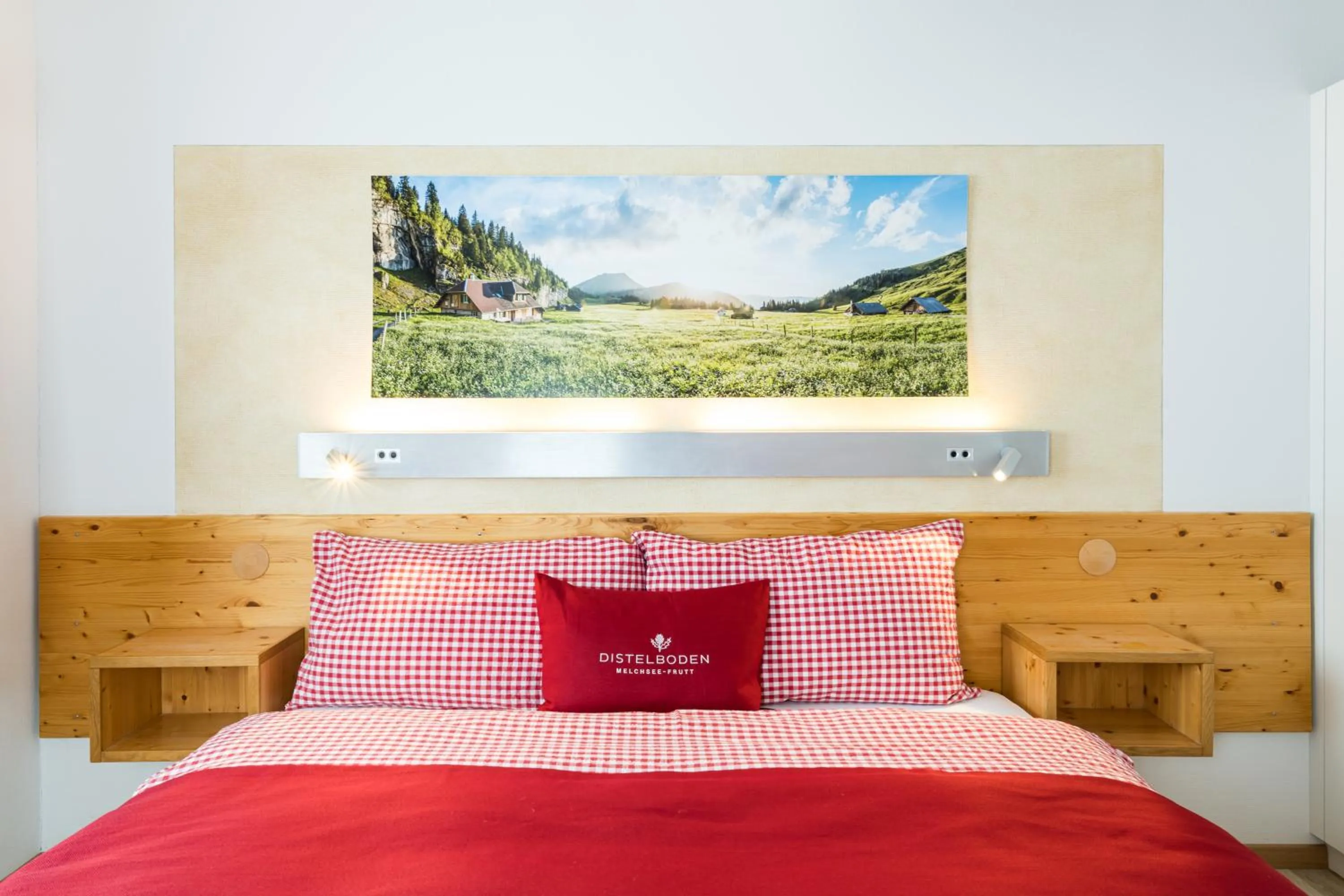 Photo of the whole room, Bed in Berghotel Distelboden