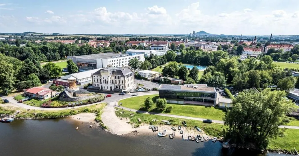 Property building in Hotel Active Stadium