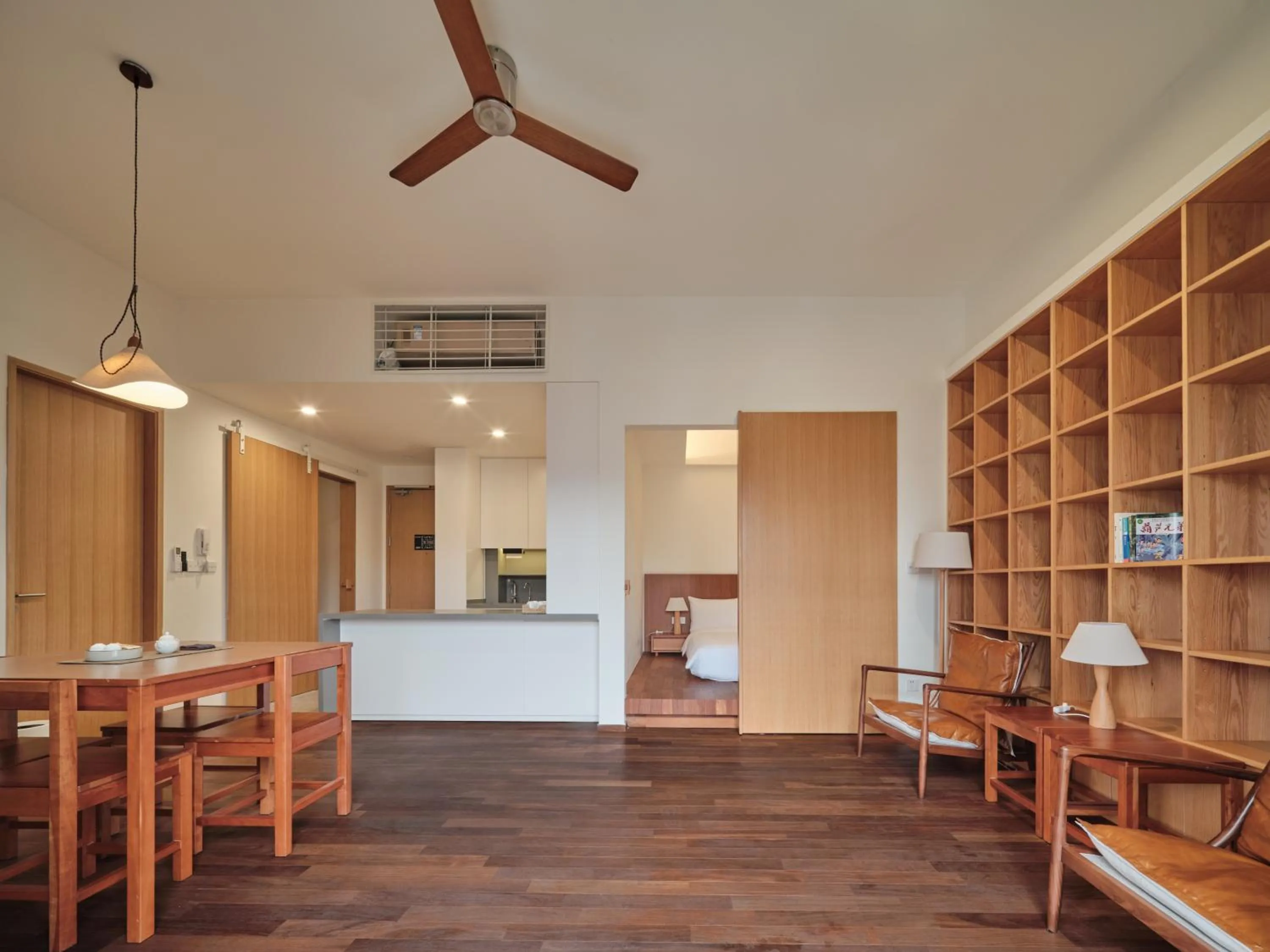 Dining area in Wutong Hotel Apartment Bao'an Center