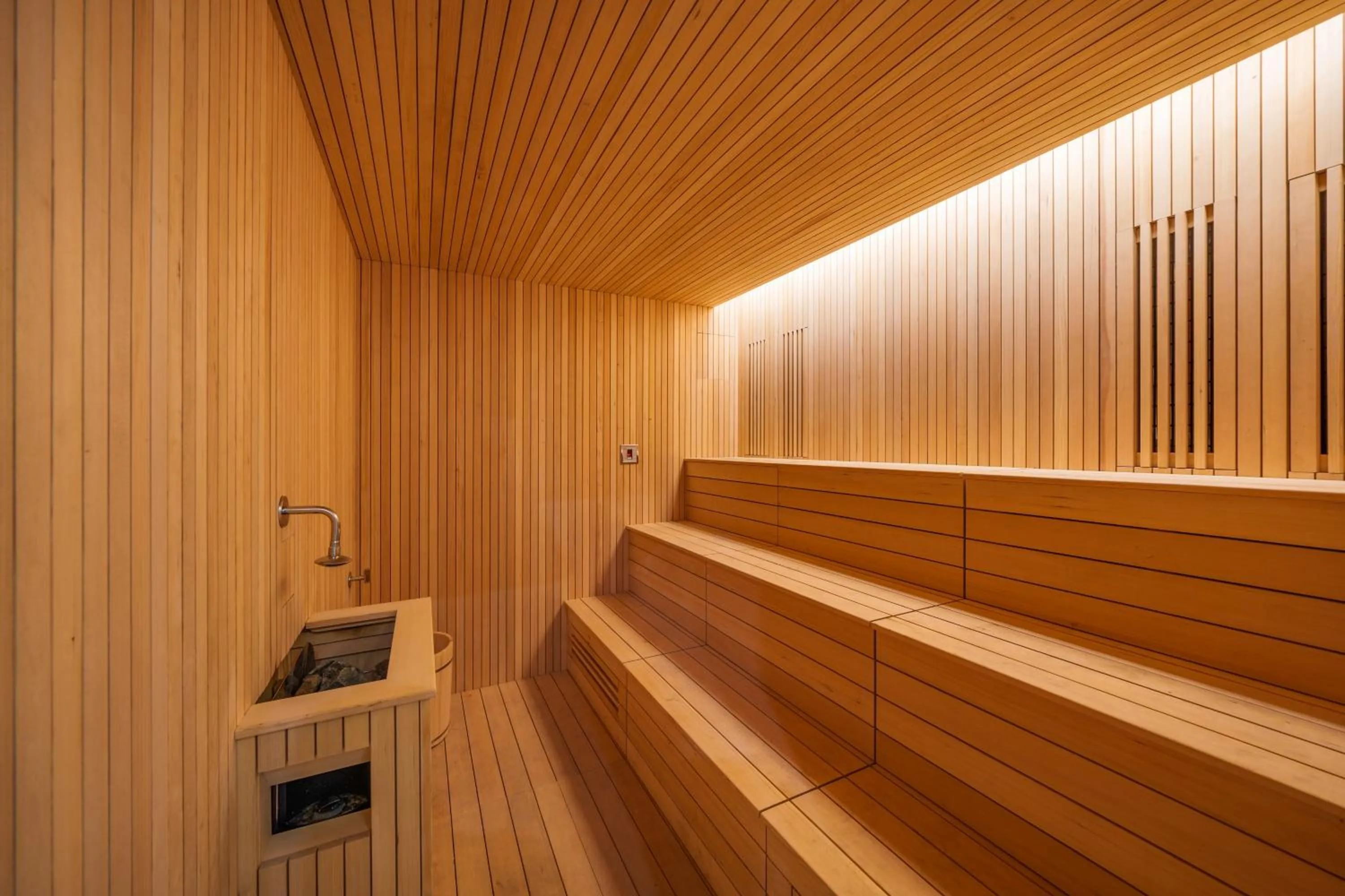 Swimming pool in Wutong Hotel Apartment Bao'an Center