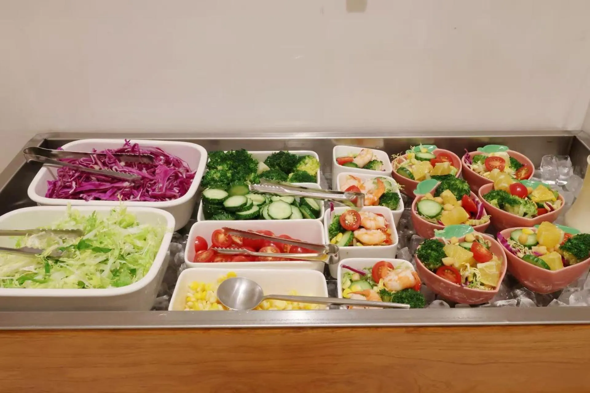 Food in Wutong Hotel Apartment Bao'an Center