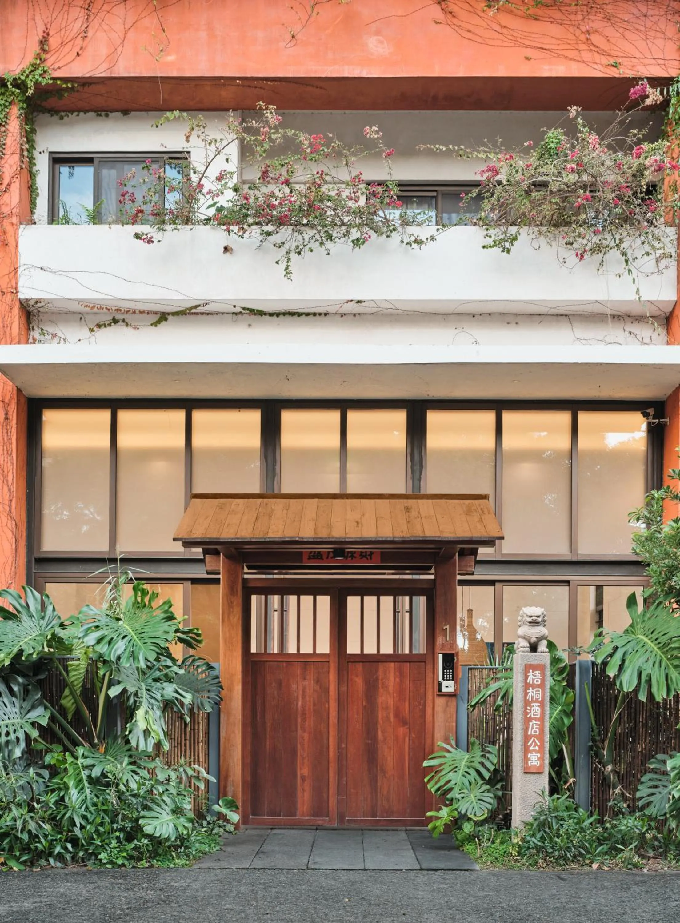 Property building in Wutong Hotel Apartment Bao'an Center