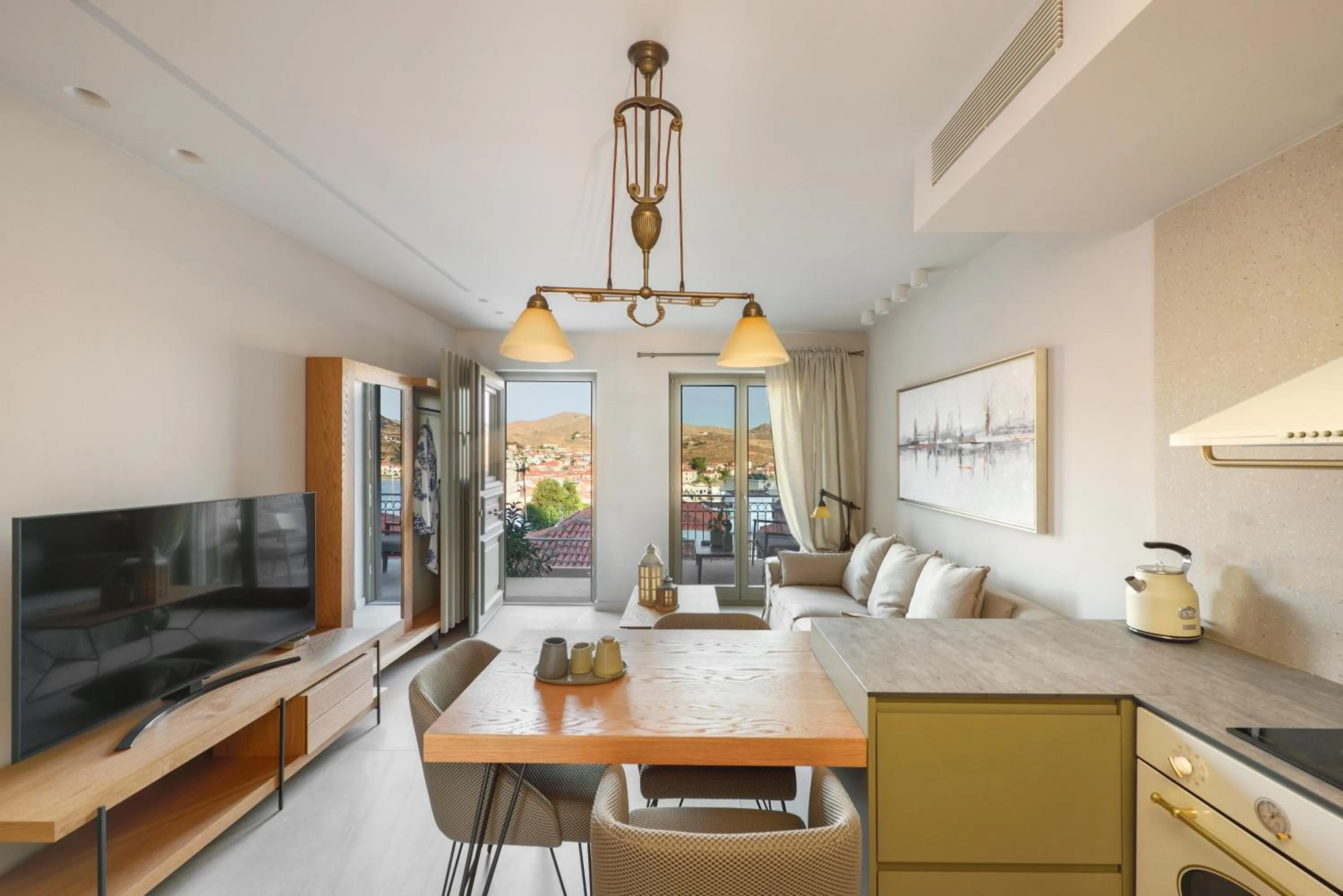 TV and multimedia in Kale Alti residences