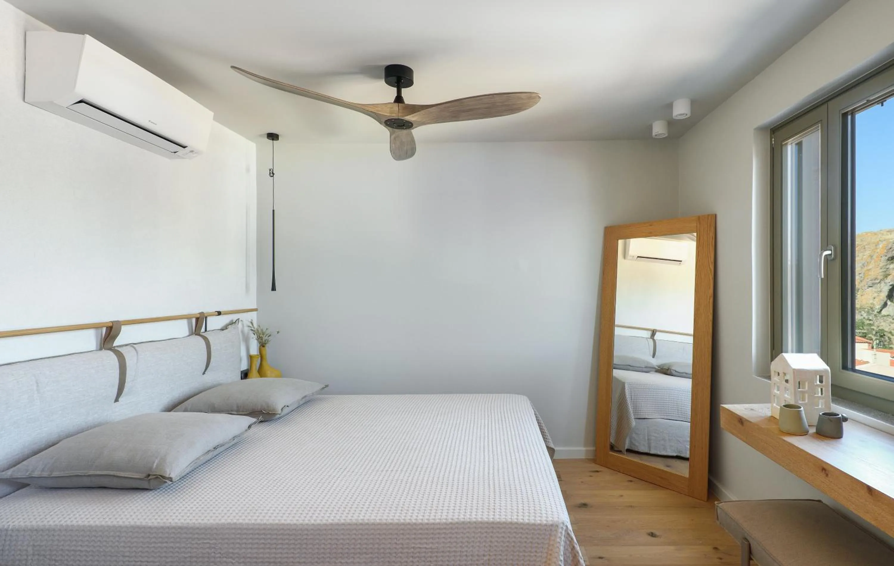 Bed in Kale Alti residences