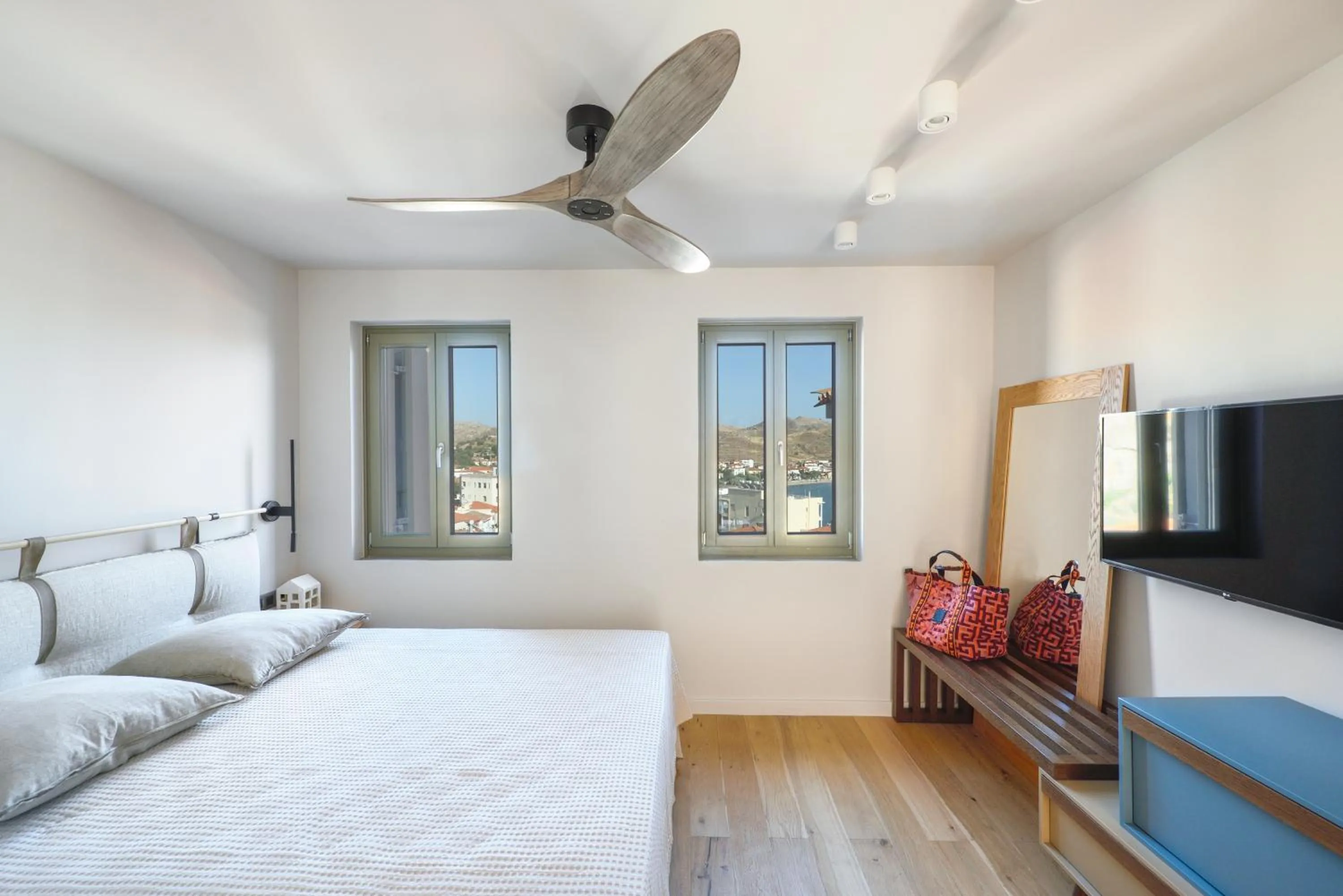 Bed in Kale Alti residences