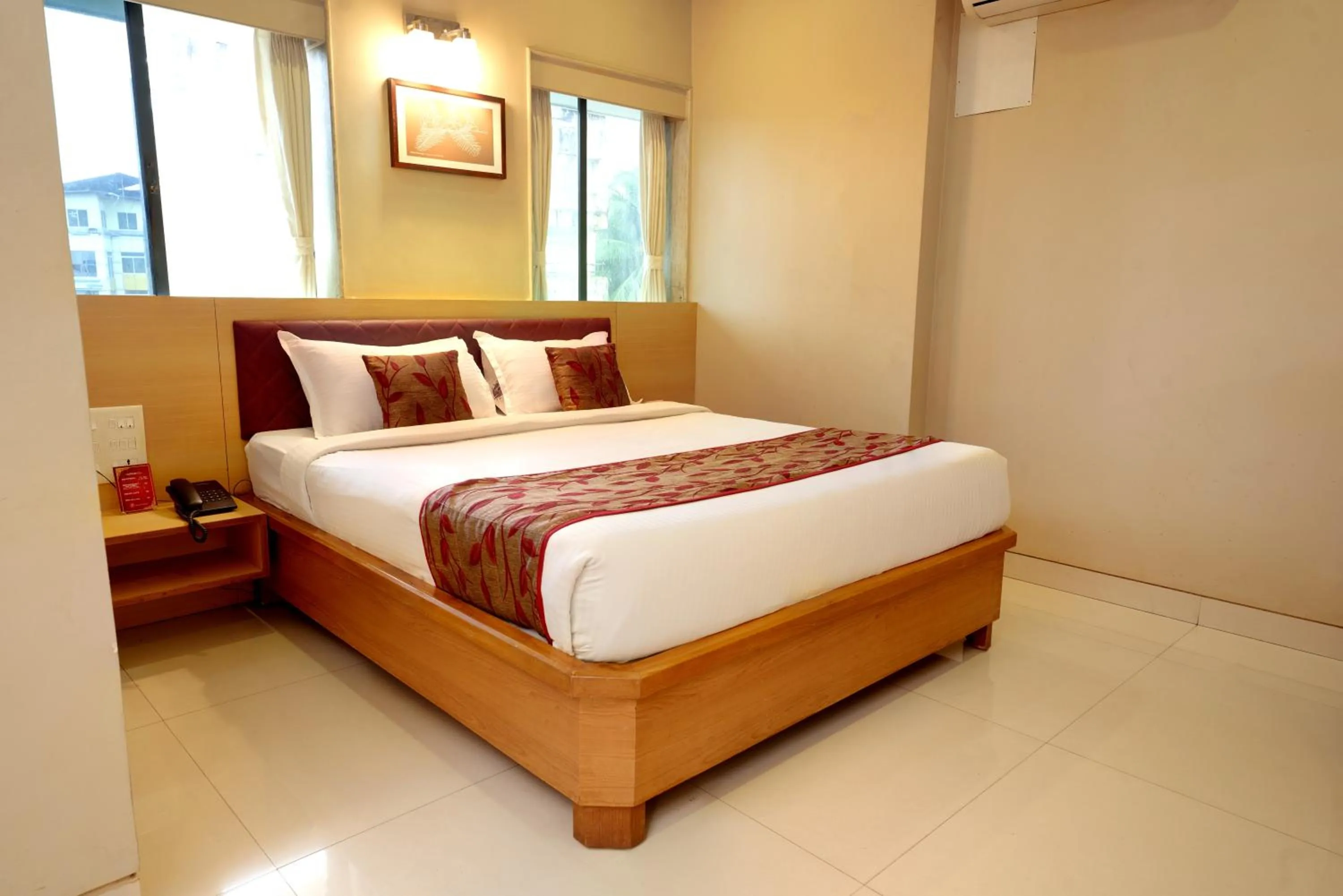 Bed in Hotel Prestige, Mangalore