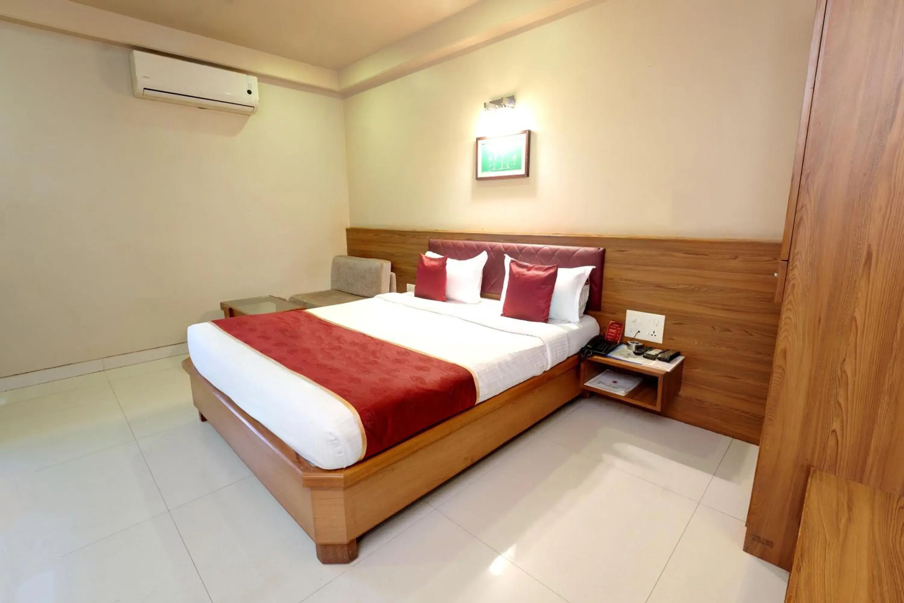 Photo of the whole room, Bed in Hotel Prestige, Mangalore Photo of the whole room, Bed in Hotel Prestige, Mangalore