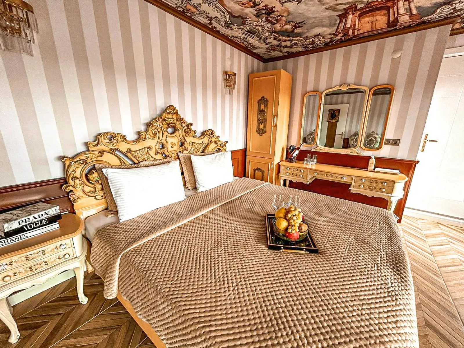 Photo of the whole room in Portofino Urla Boutique Hotel