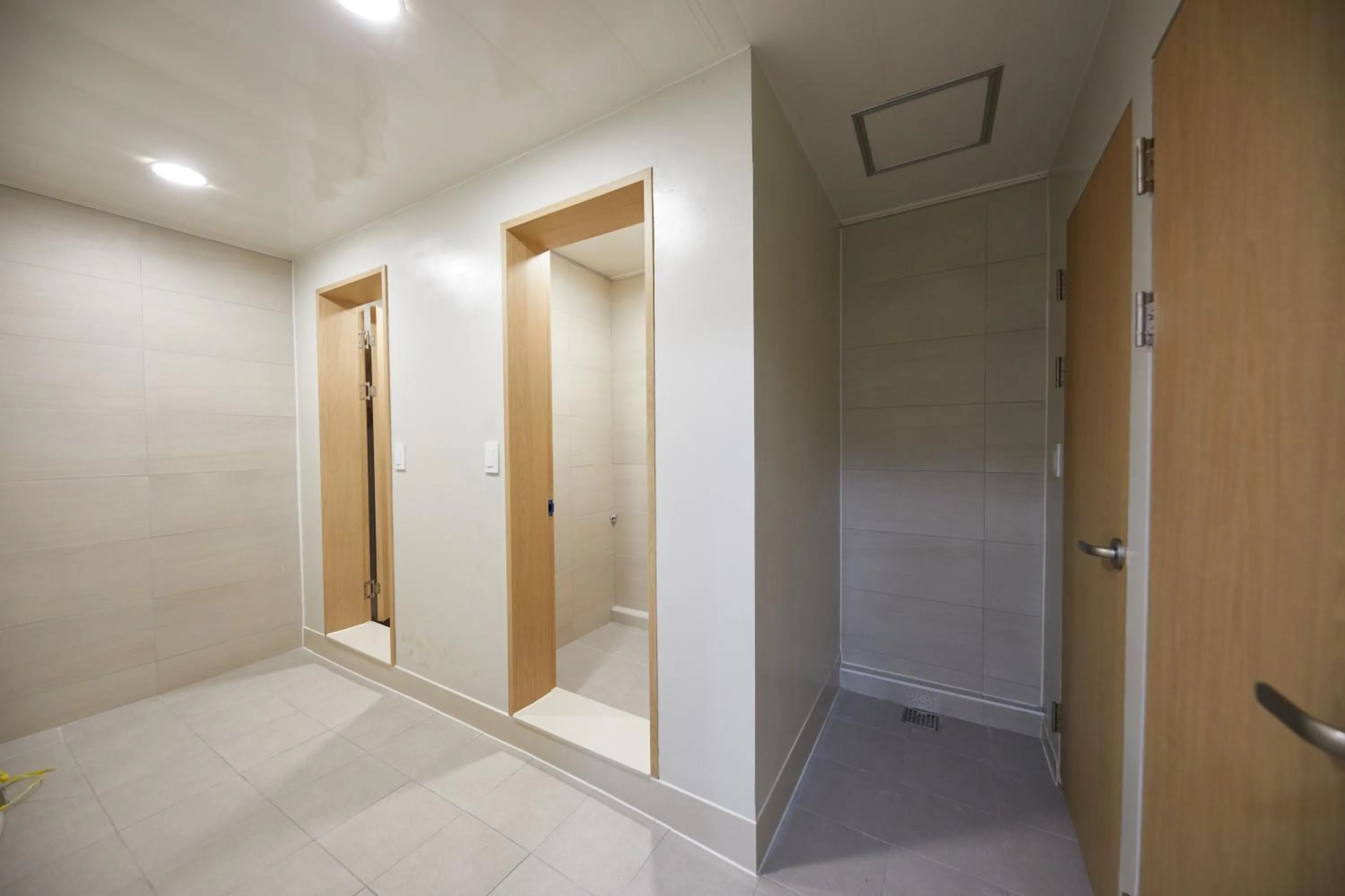 Bathroom in 123 Hostel