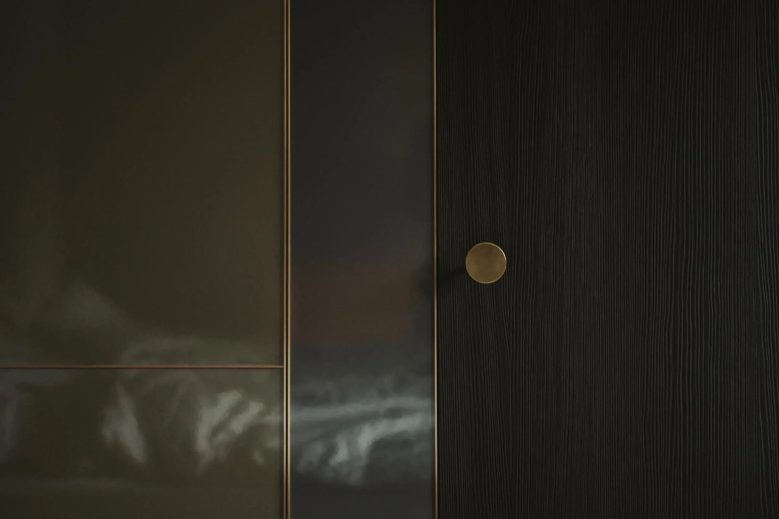 wardrobe in Arthotel Lasserhaus