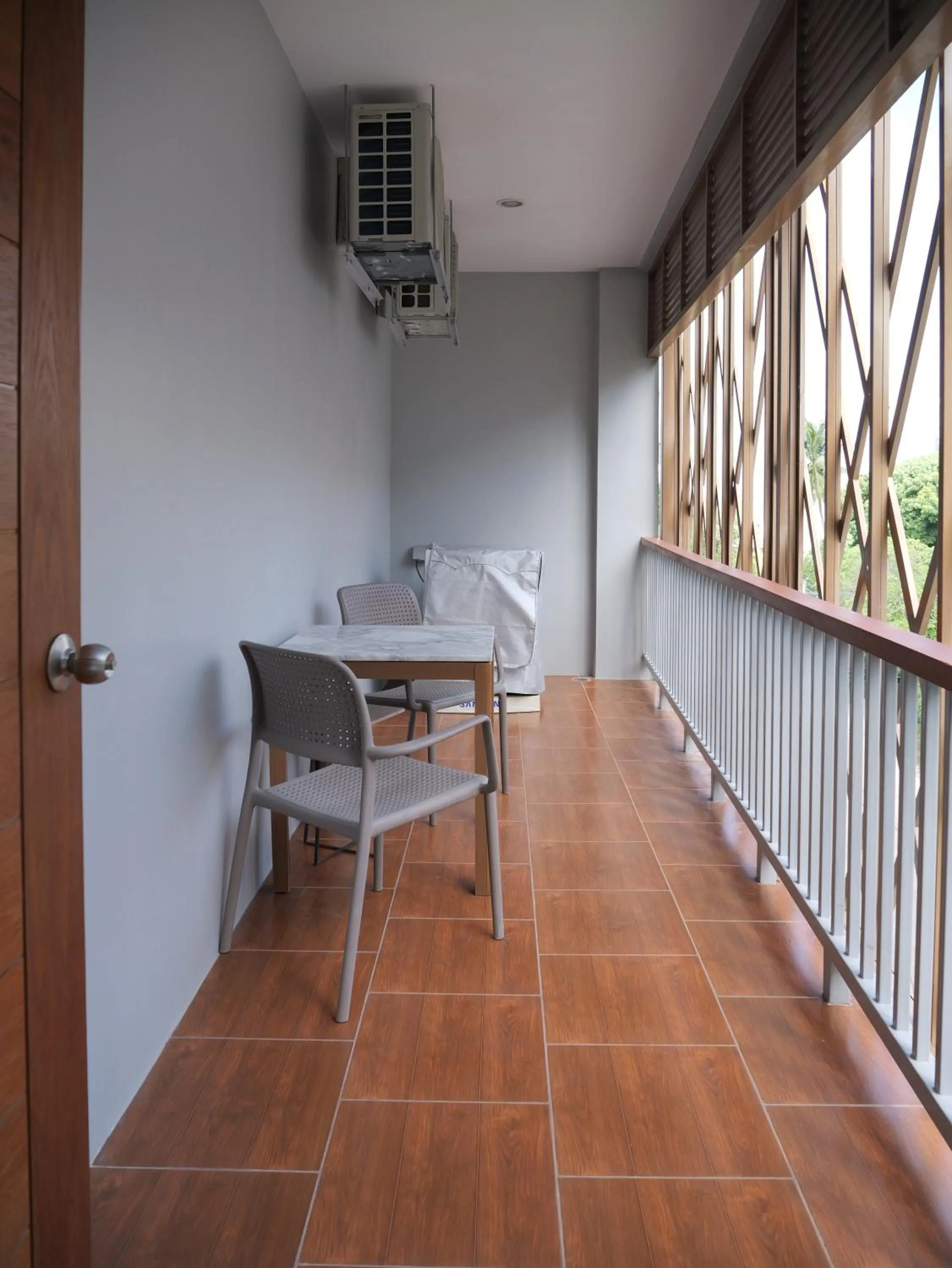Balcony/Terrace in Karon beach apartment & sea view pool