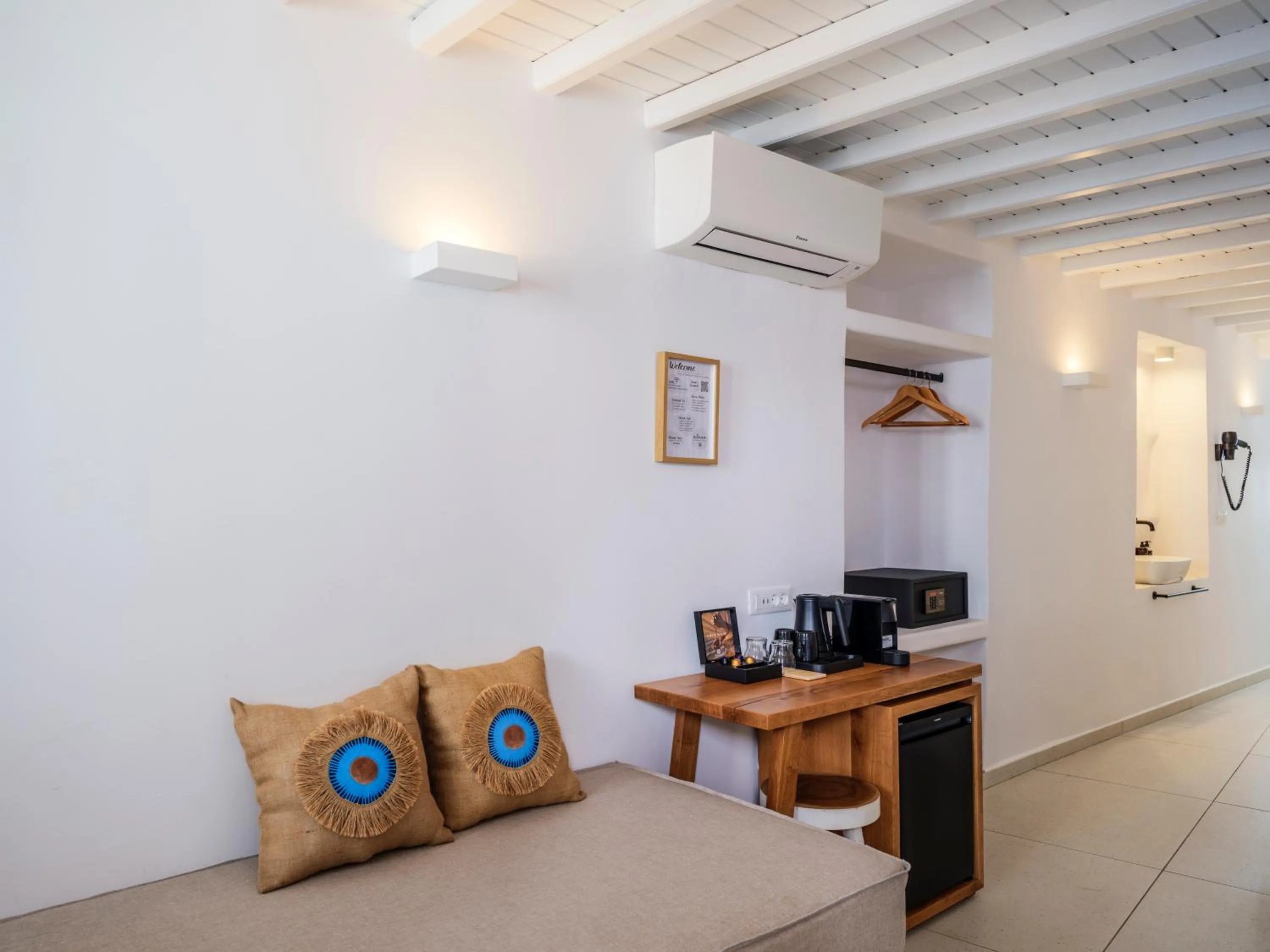 Coffee/tea facilities in Alana Mykonos