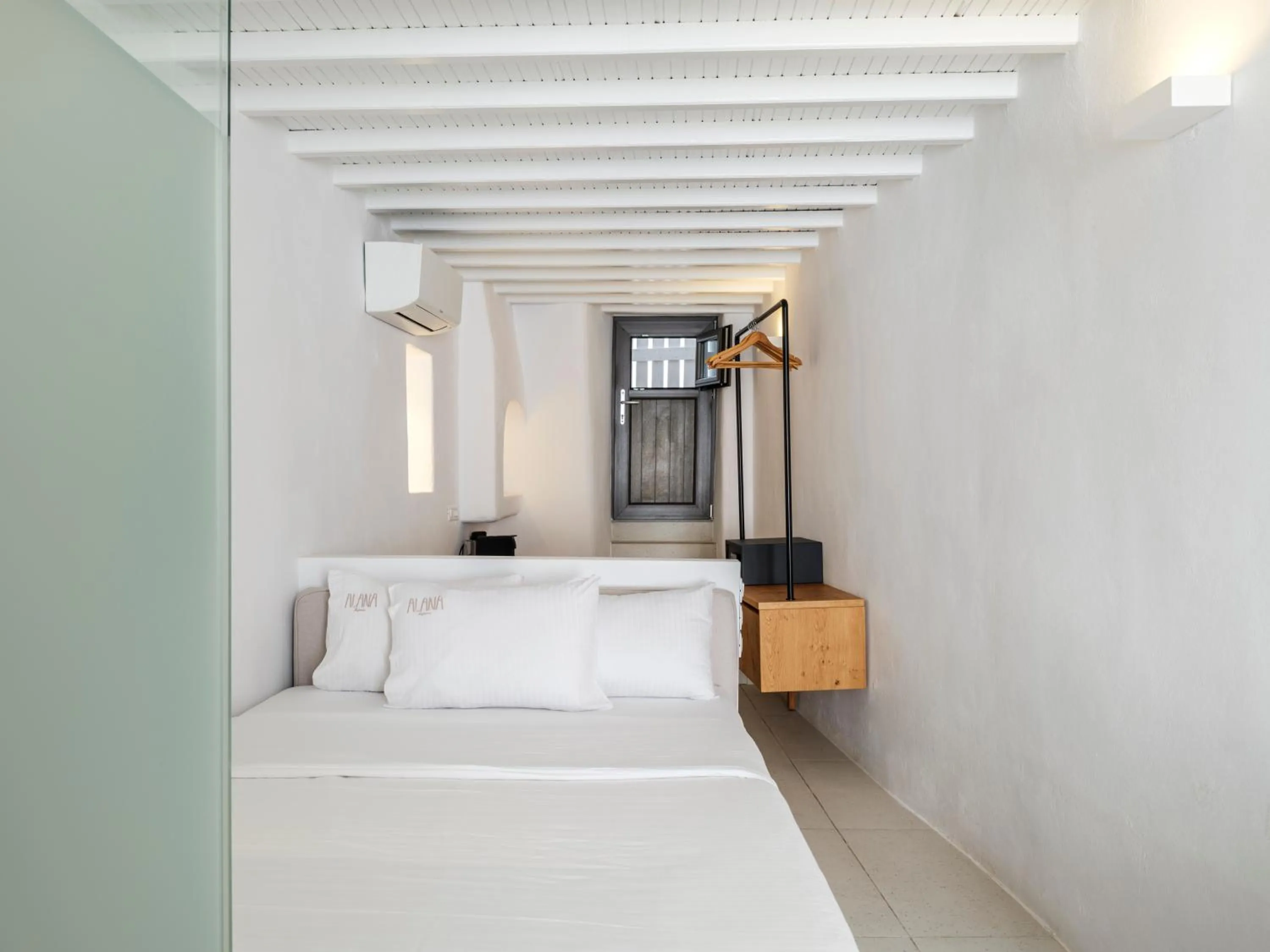 Bedroom, Bed in Alana Mykonos