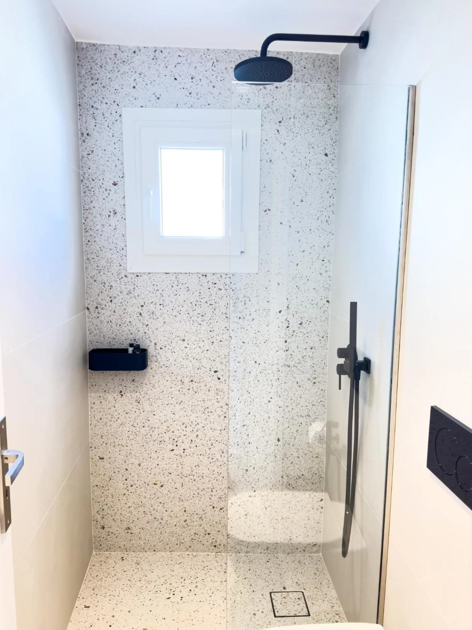 Shower in Alana Mykonos