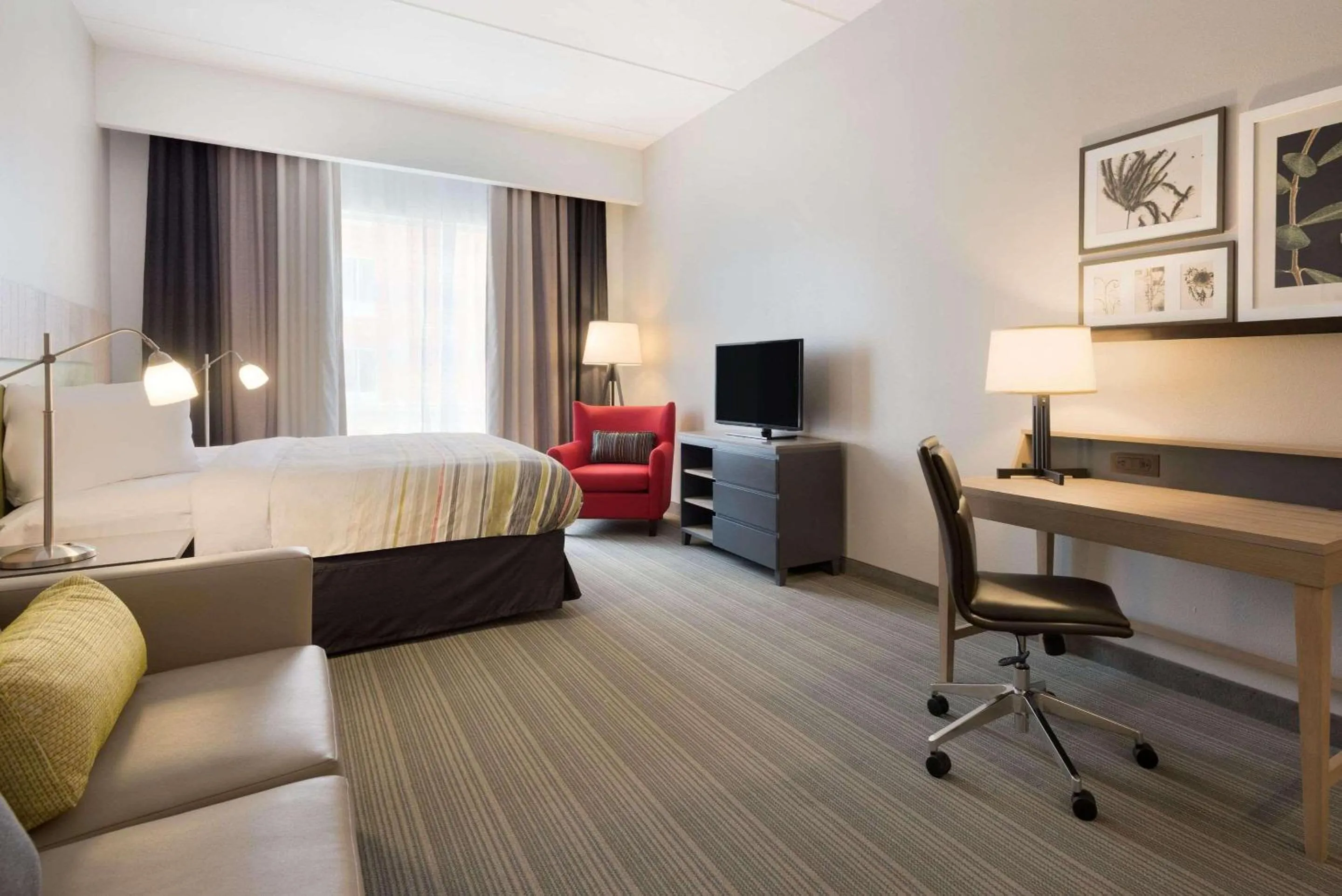 Bedroom, Bed in Country Inn & Suites by Radisson, Katy Houston West , TX