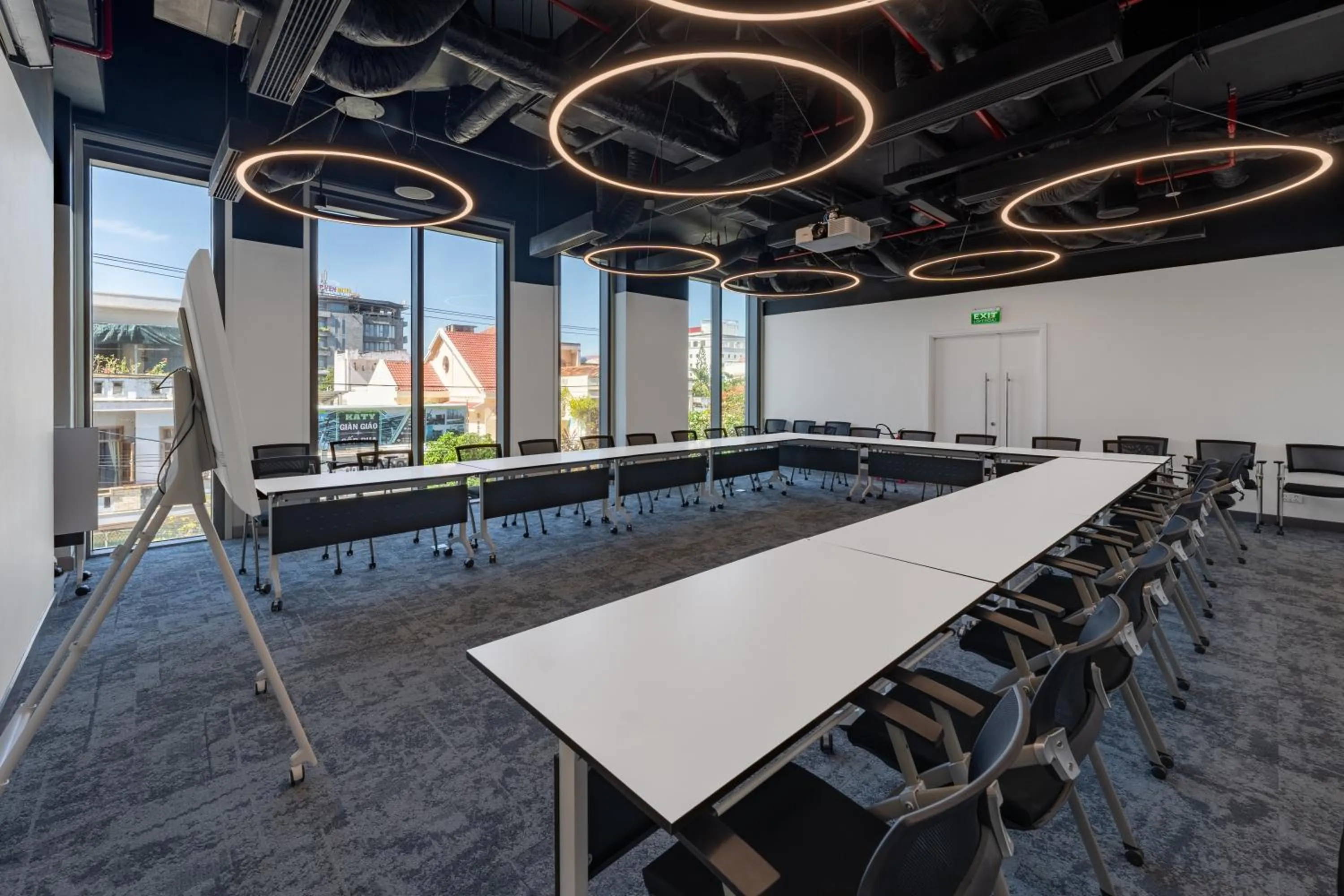 Meeting/conference room in Wink Tuy Hoa Beach, Unscripted by Hyatt