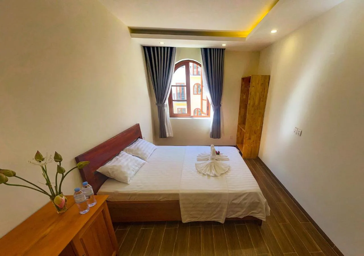 Photo of the whole room, Bed in Thuận Linh Coffee & Homestay