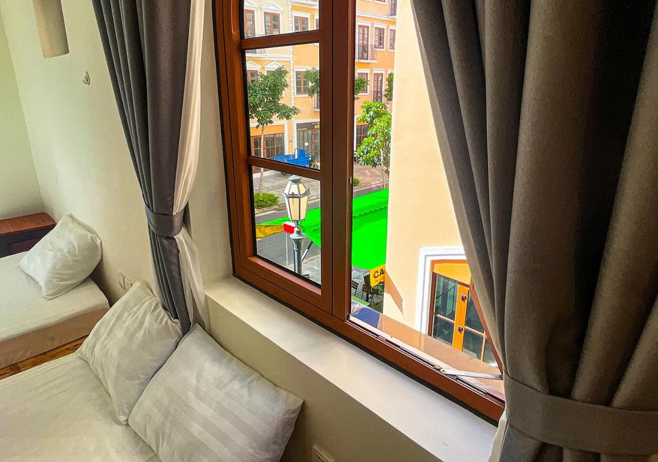 Bedroom, Pool View in Thuận Linh Coffee & Homestay