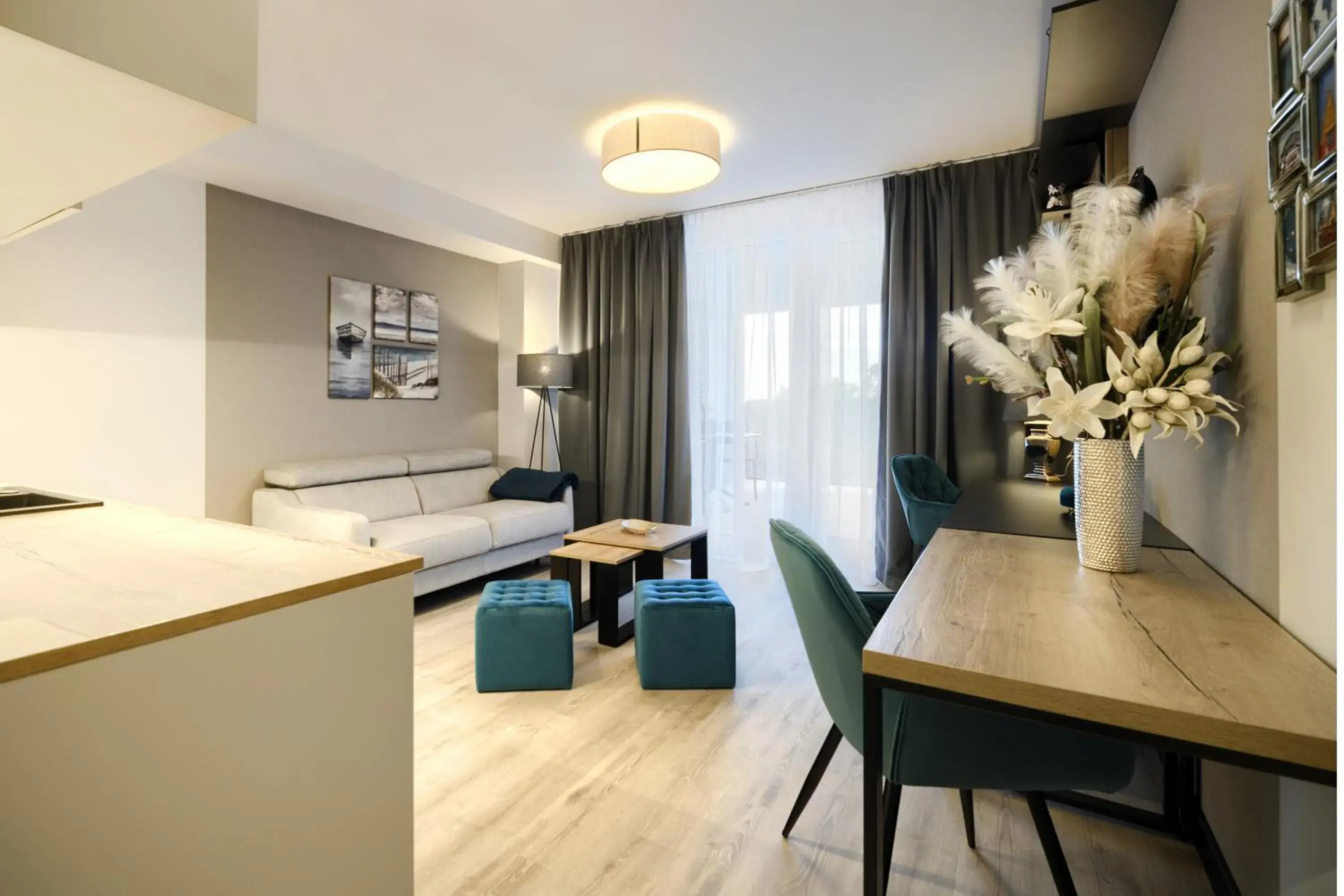 Apartment with Balcony in AboutArtApartments - Otyńska 4 Apartment with Balcony in AboutArtApartments - Otyńska 4