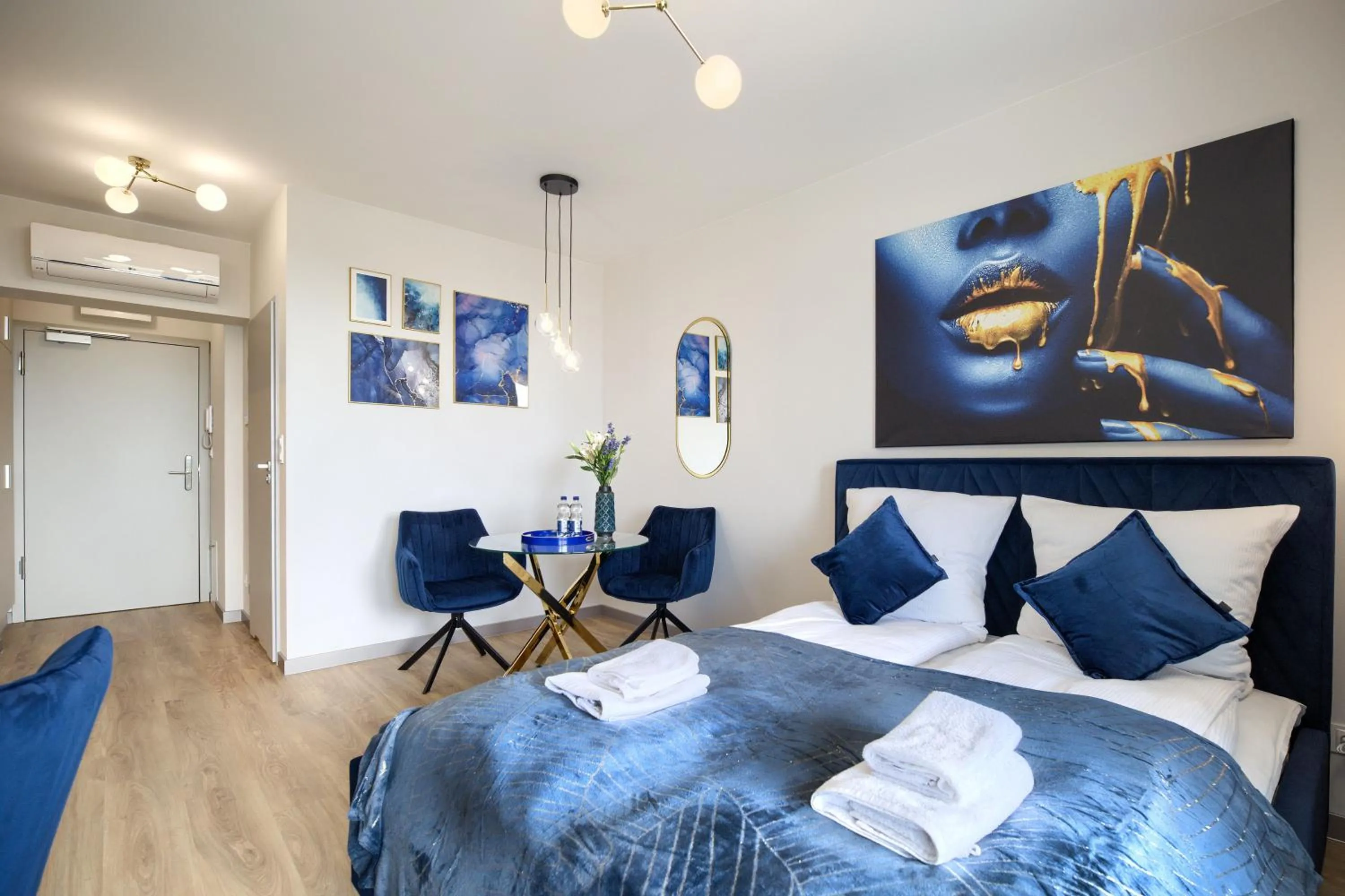 Standard Studio - single occupancy in AboutArtApartments - Otyńska 4