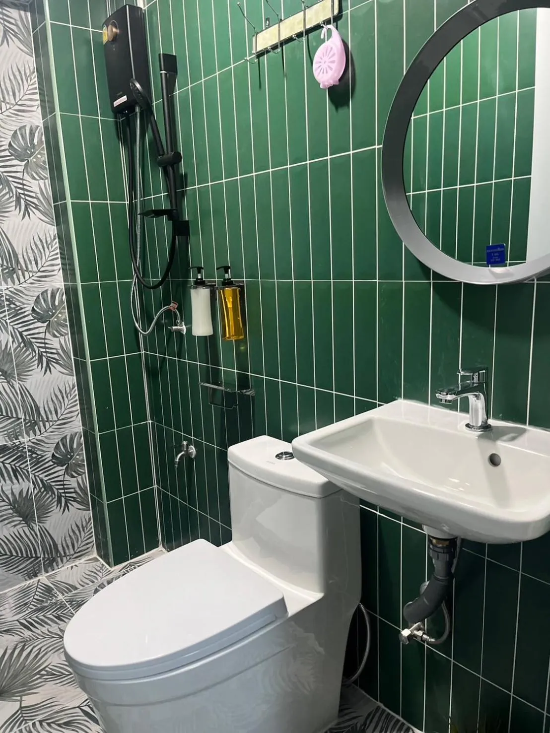 Bathroom in DonMueang station hotel