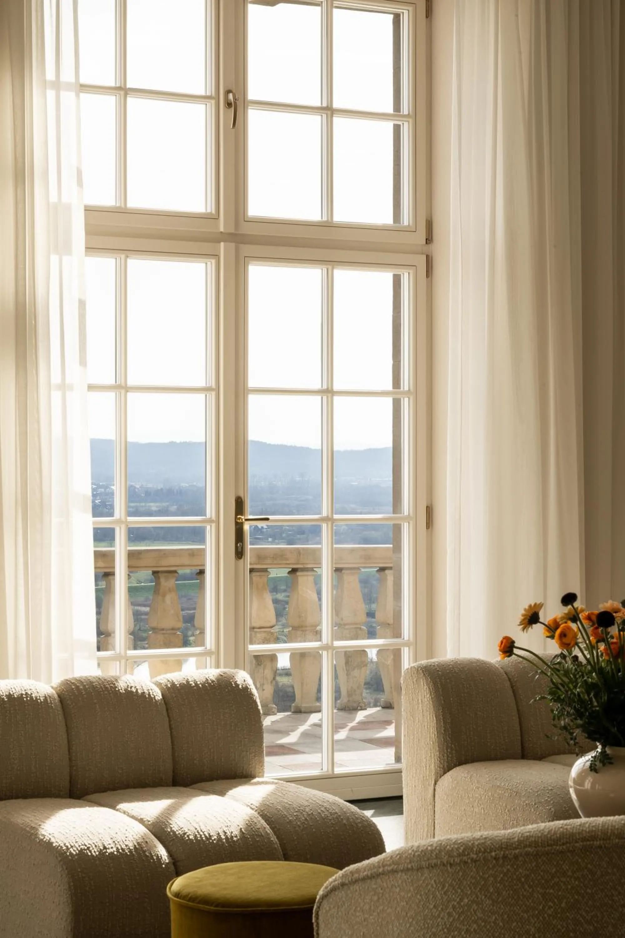 Property building in Zinar Castle