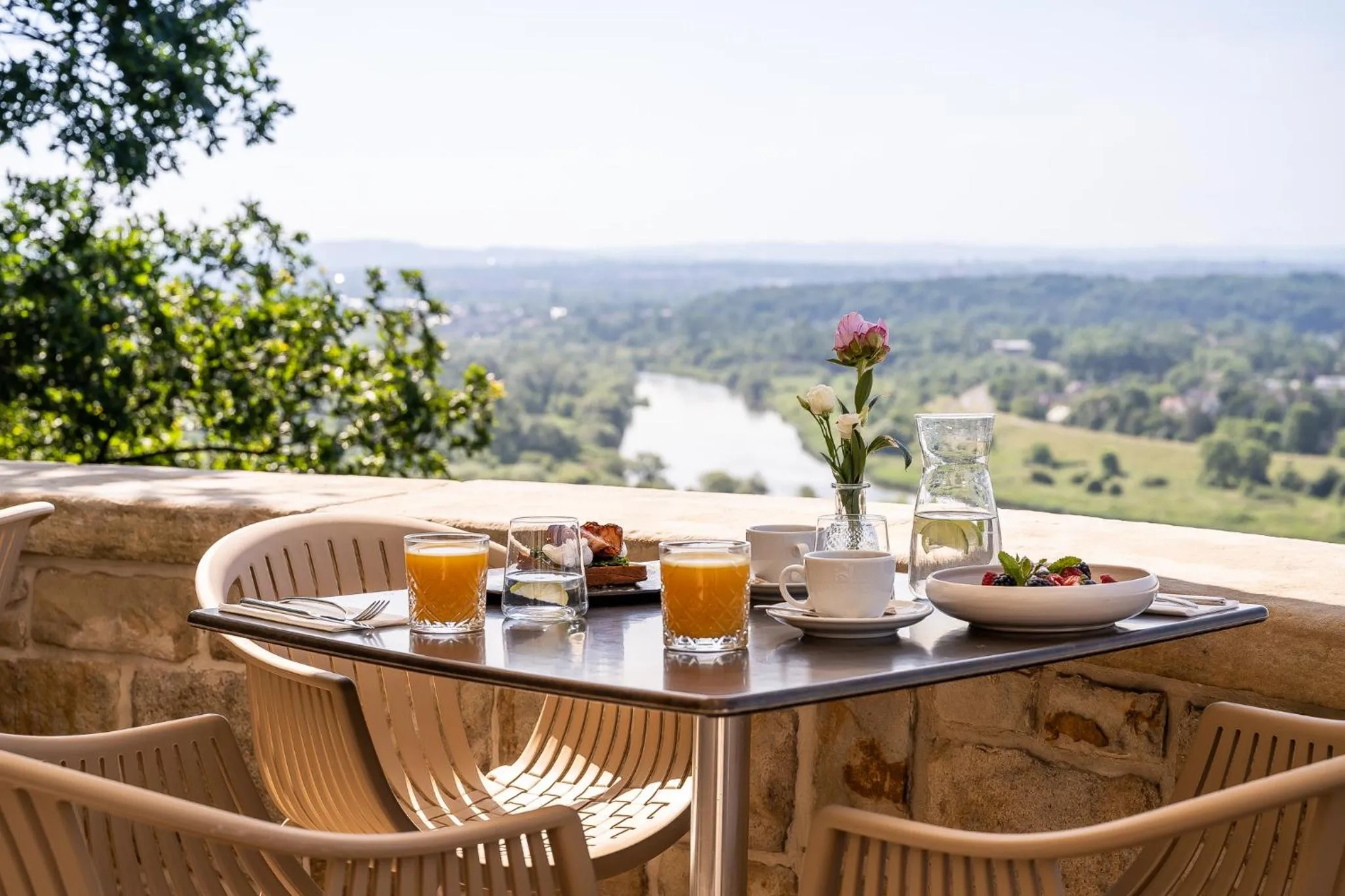 Restaurant/places to eat in Zinar Castle