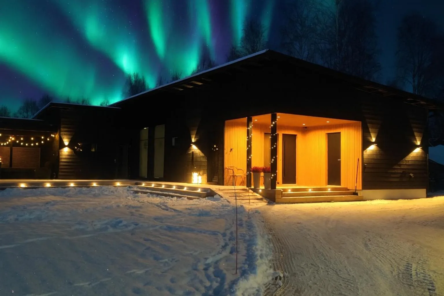 Villa Pajunkissa with Jacuzzi and Sauna