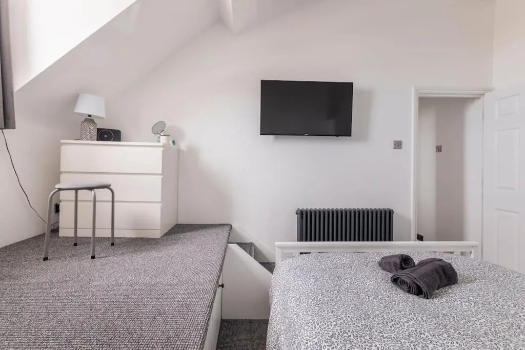 Bed in Castle Garden View