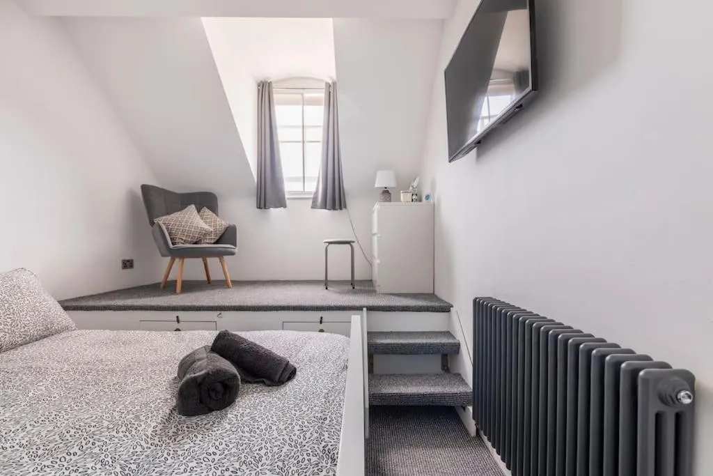 Bed in Castle Garden View