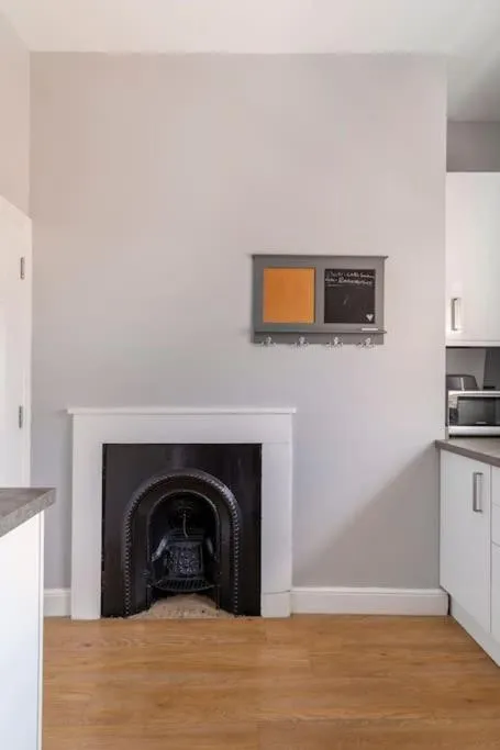 Kitchen or kitchenette in Castle Garden View