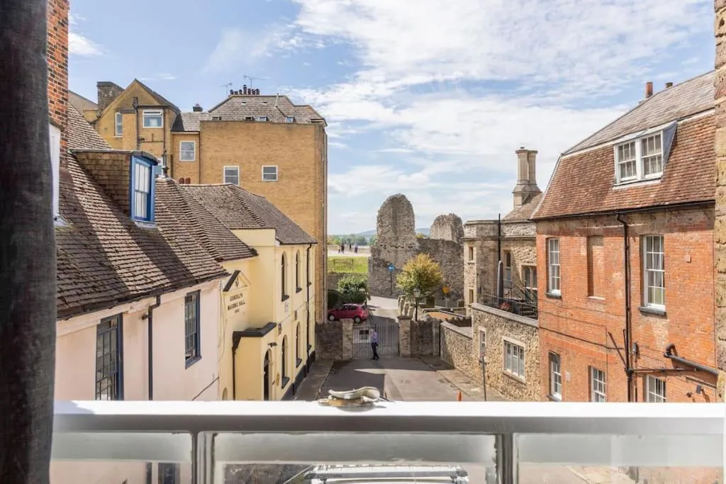 Property building in Castle Garden View